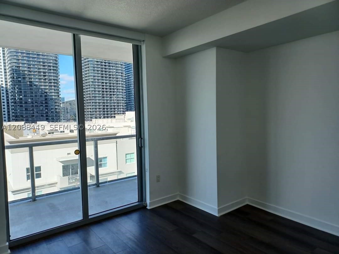 image Axis on Brickell North11