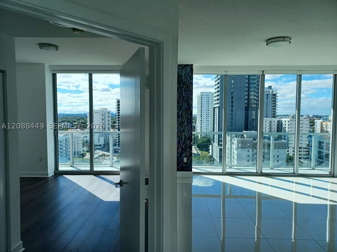 image Axis on Brickell North12