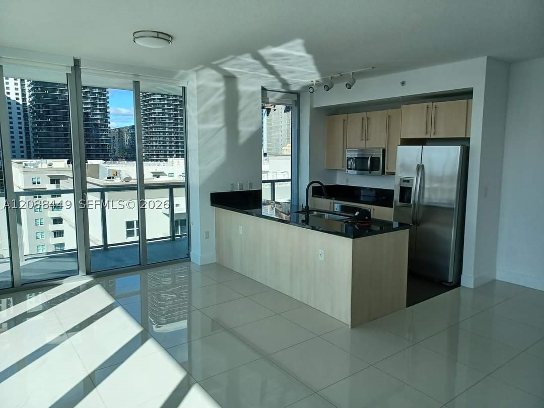 image Axis on Brickell North6