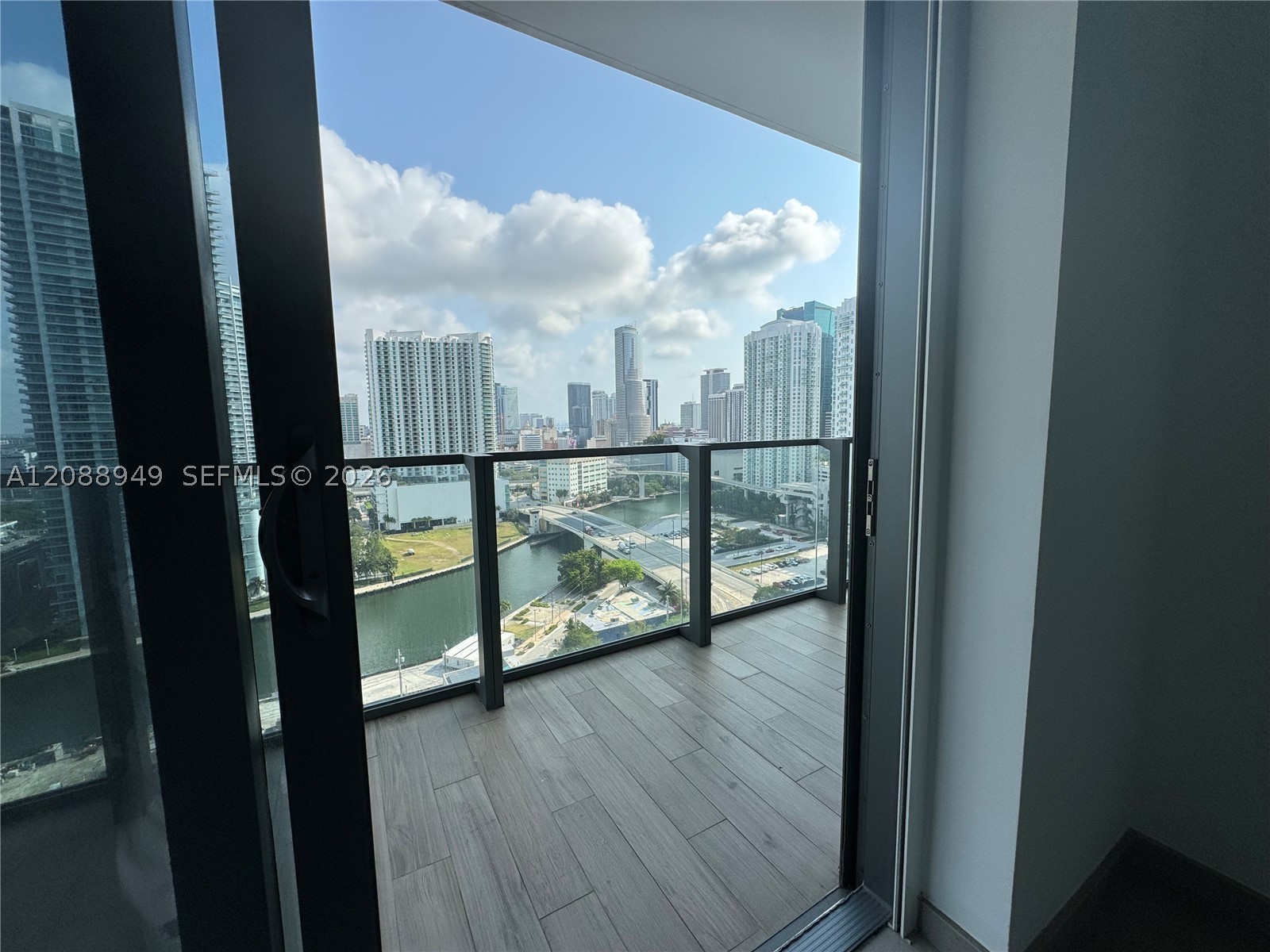 image Rise Brickell City Centre31