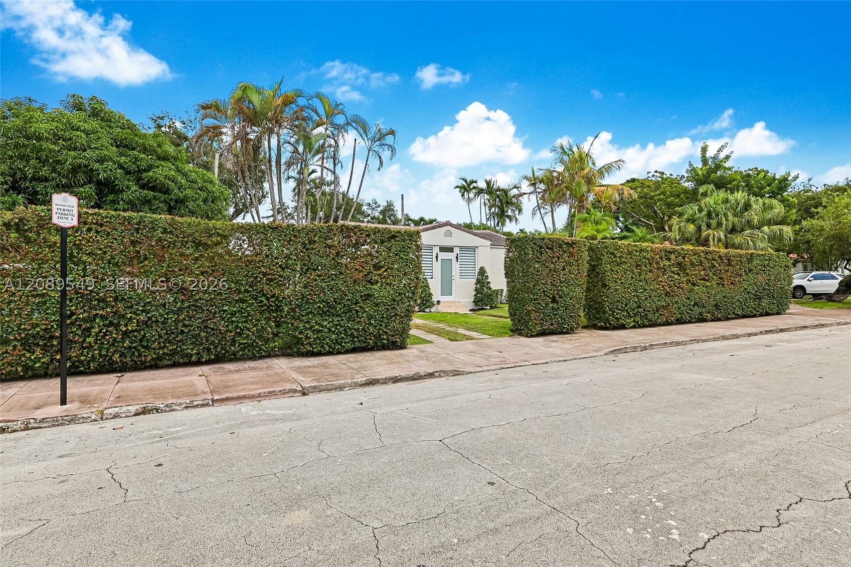 47 Fonseca Ave