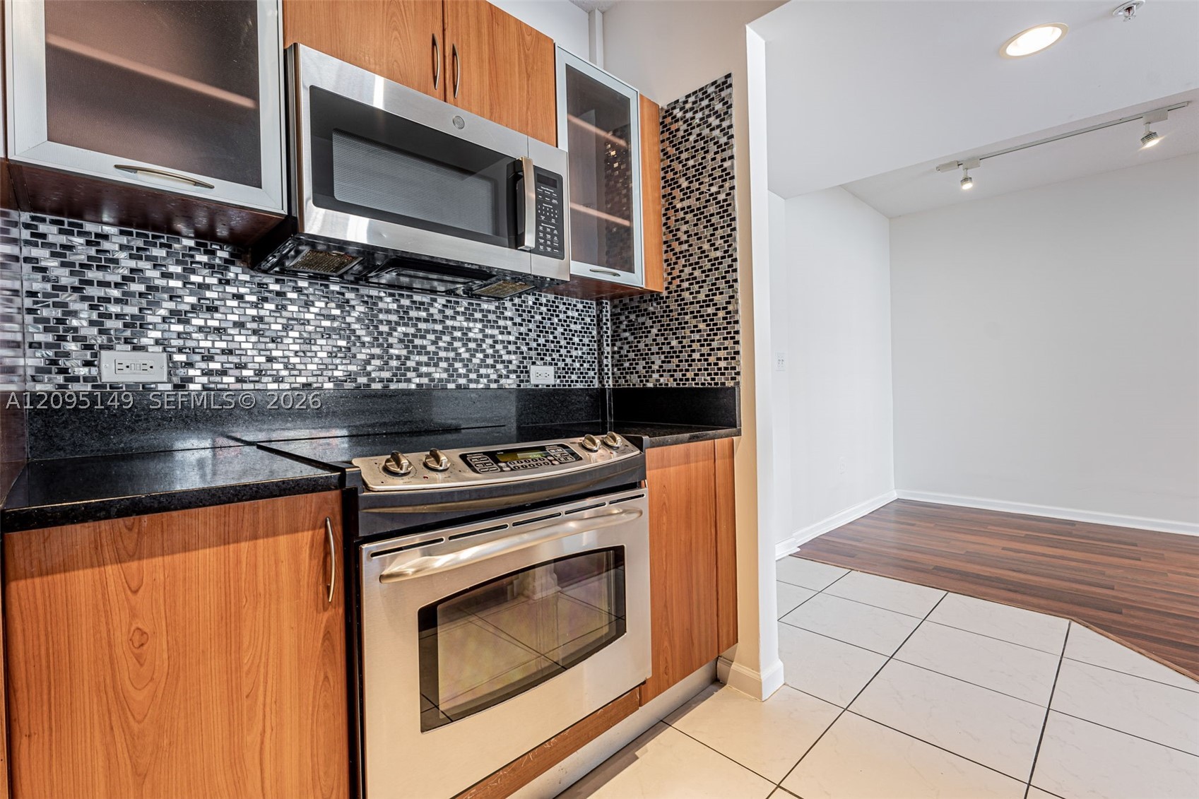 image The Venture at Aventura7