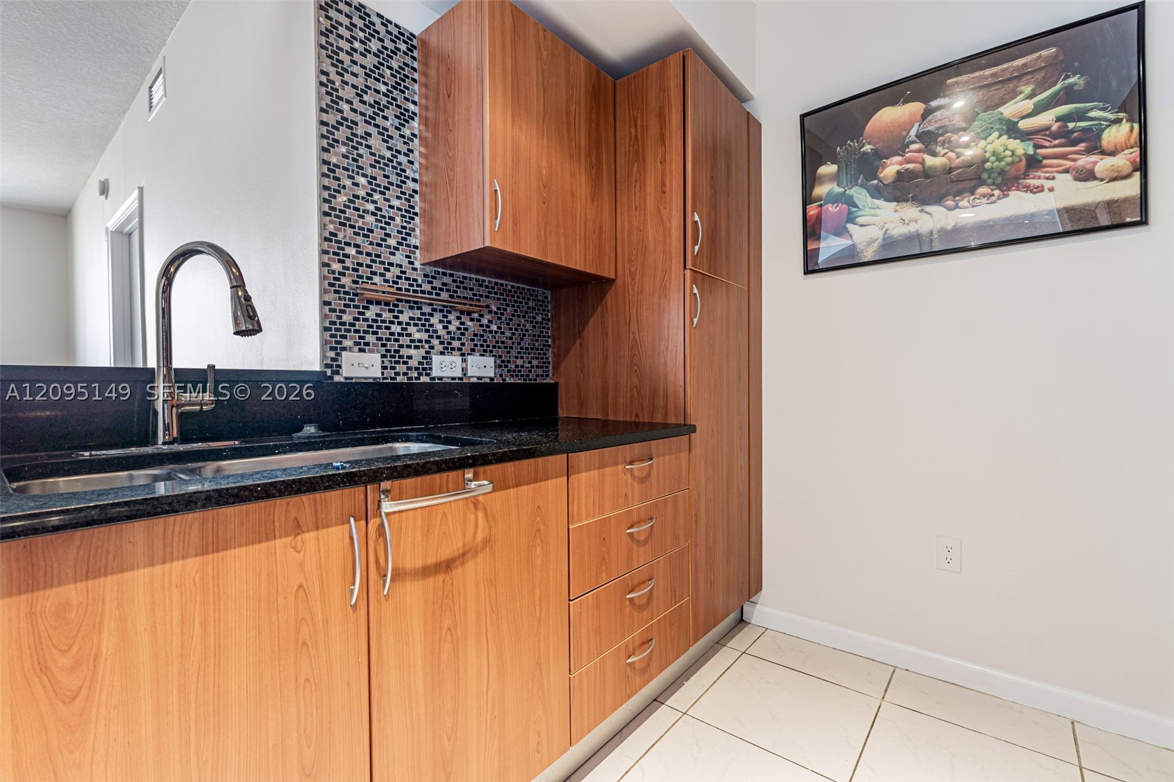 image The Venture at Aventura8