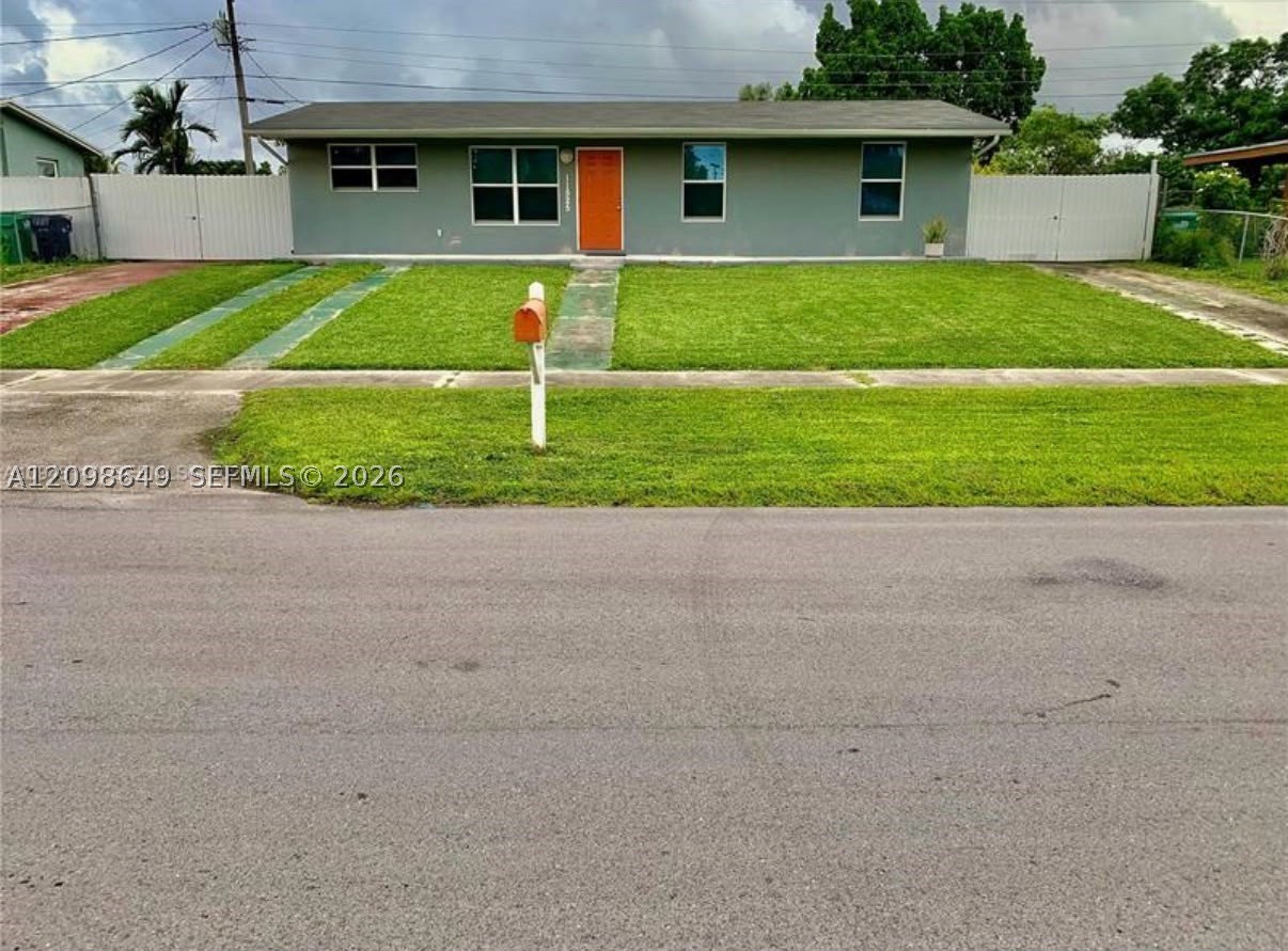 11525 SW 187th Ter
