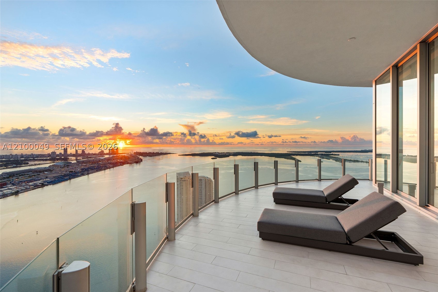 300 Biscayne Blvd Way #PH6001C Miami, FL 33131