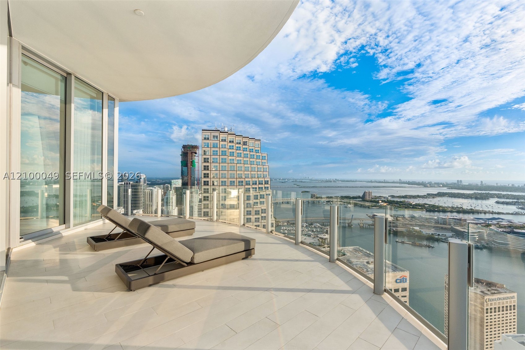 300 Biscayne Blvd Way #PH6001C Miami, FL 33131