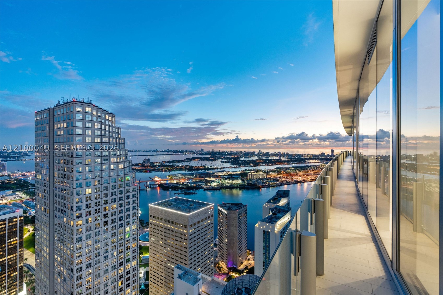 300 Biscayne Blvd Way #PH6001C Miami, FL 33131