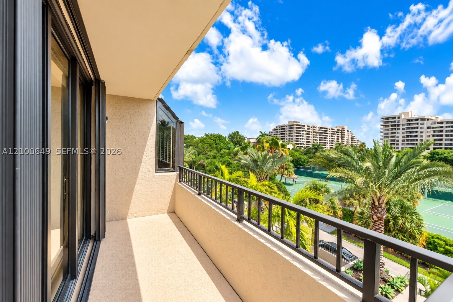 image Emerald Bay at Key Colony10