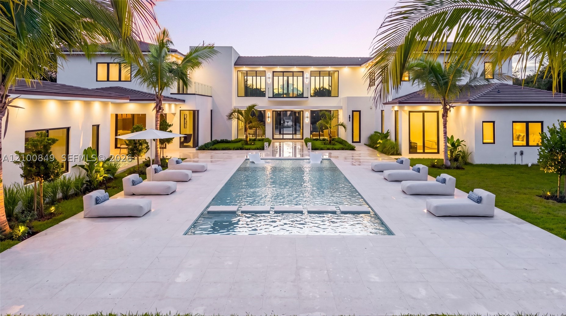 13805 Old Cutler Rd Palmetto Bay, FL 33158