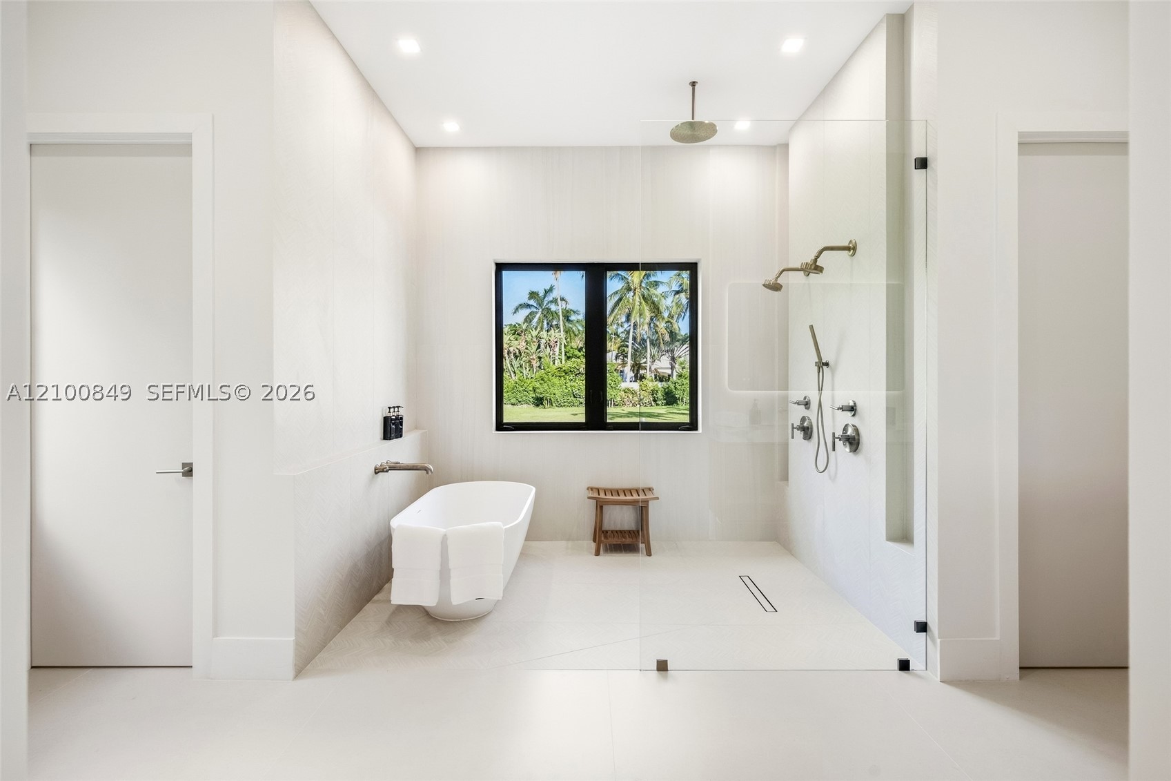 13805 Old Cutler Rd Palmetto Bay, FL 33158