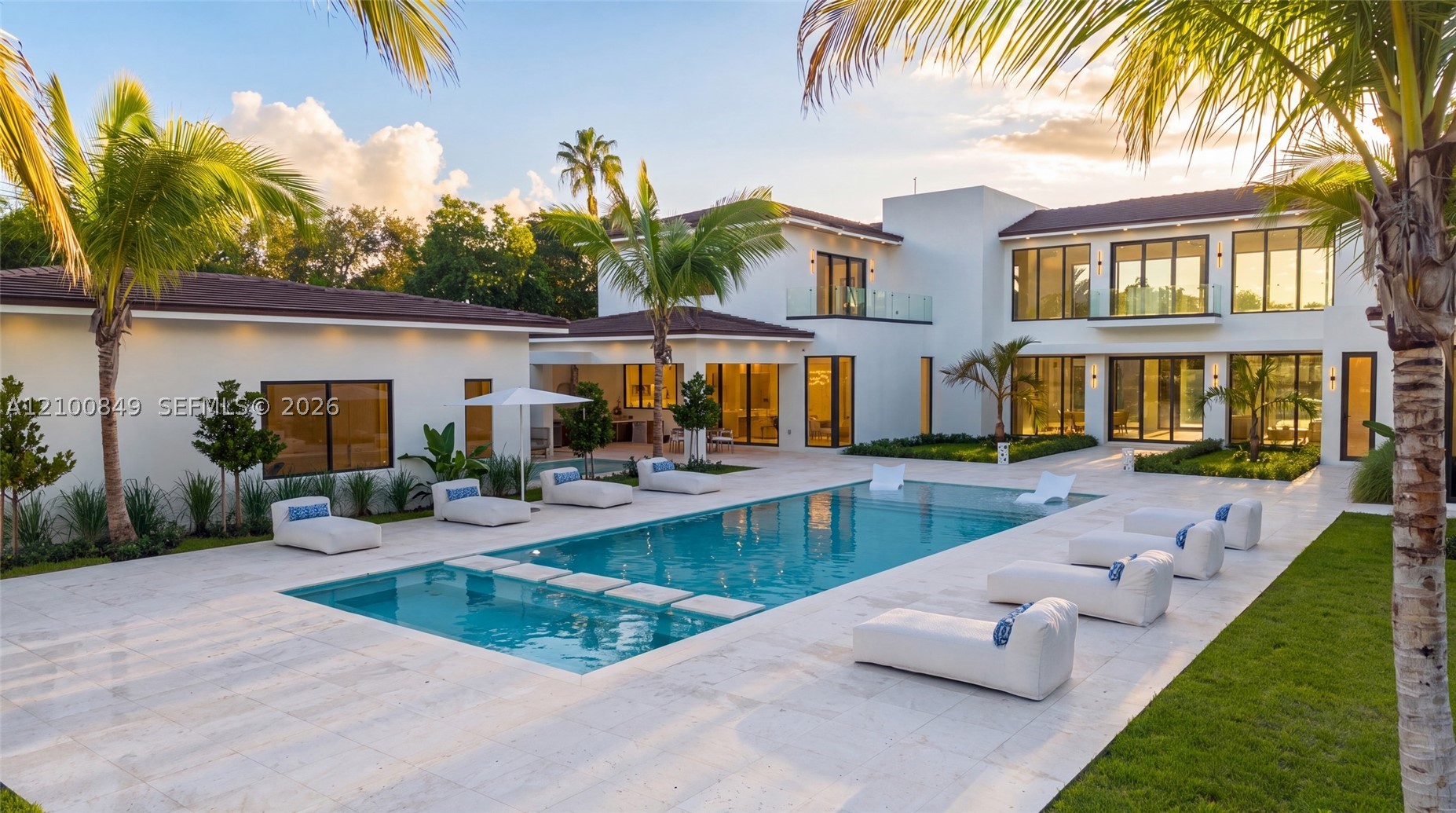 13805 Old Cutler Rd Palmetto Bay, FL 33158