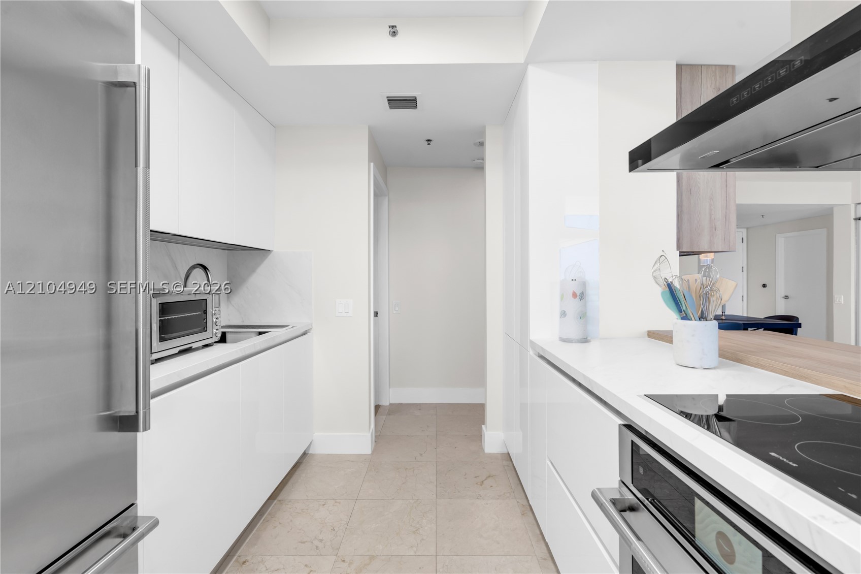 808 Brickell Key Dr #1006 Miami, FL 33131
