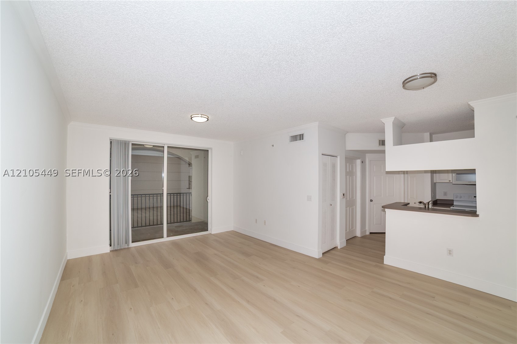 17145 N Bay Rd #4203