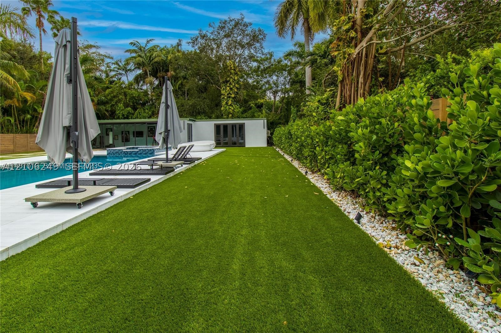 7630 SW 58th Ave South Miami, FL 33143