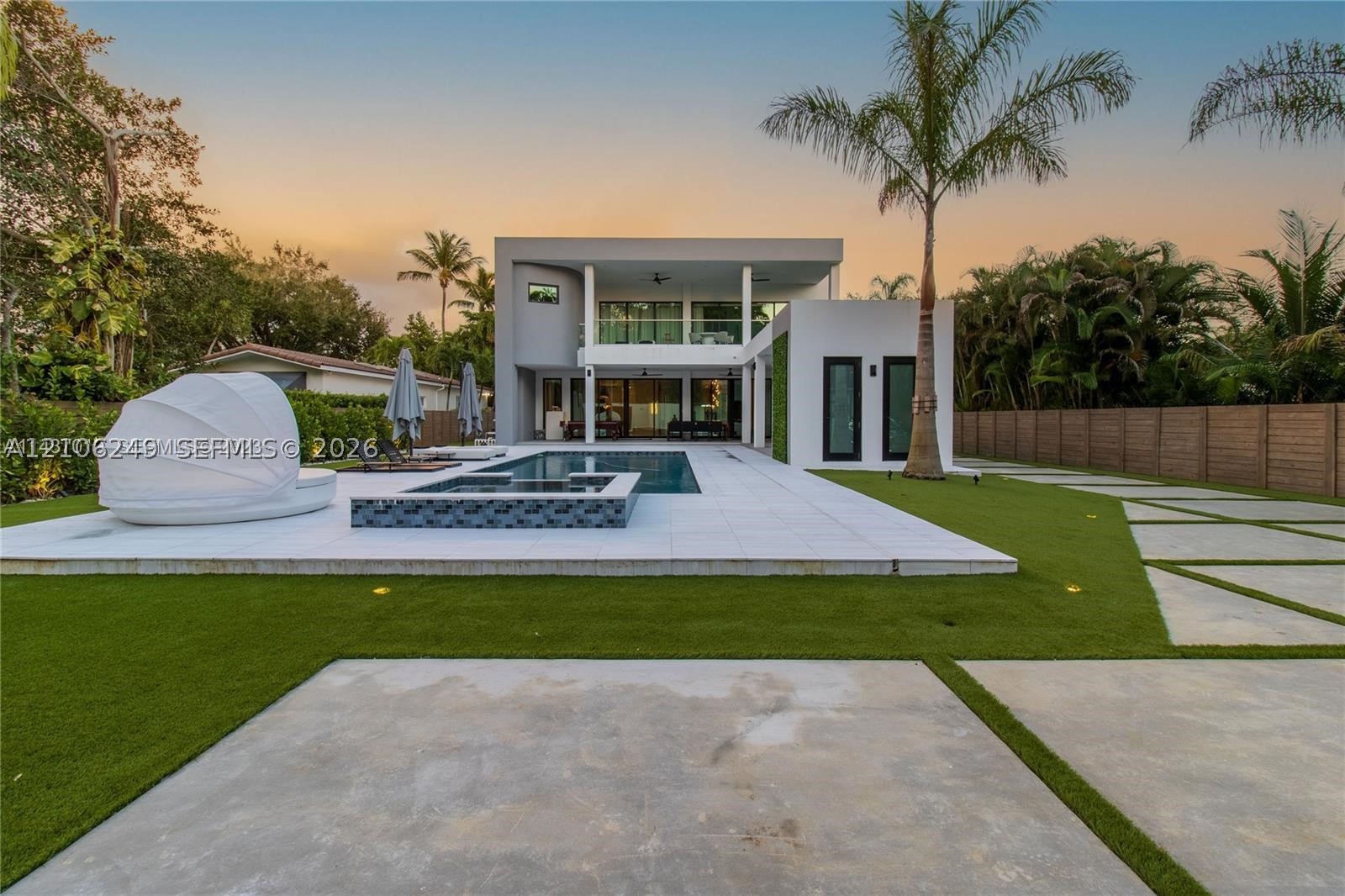 7630 SW 58th Ave South Miami, FL 33143