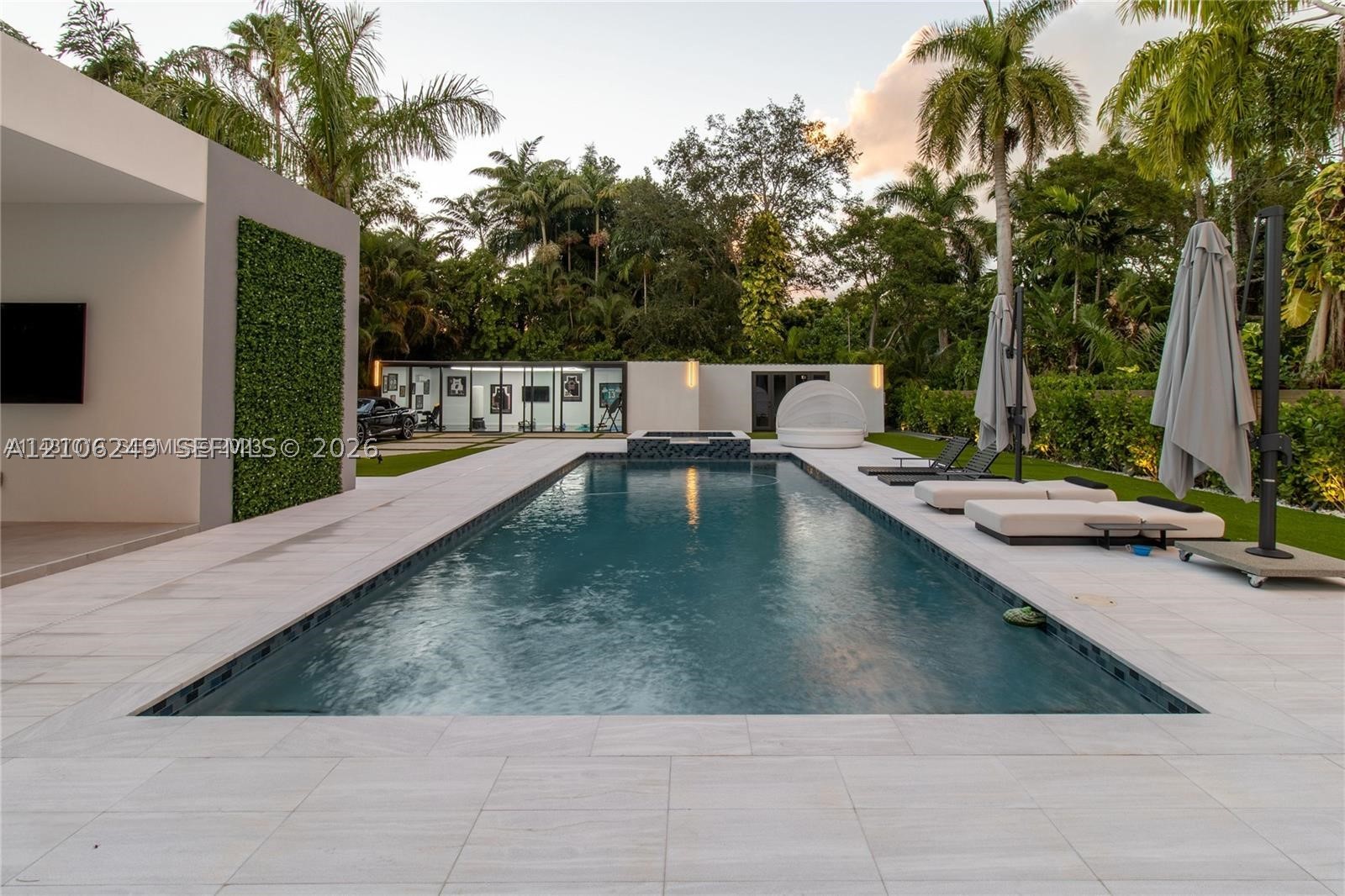 7630 SW 58th Ave South Miami, FL 33143