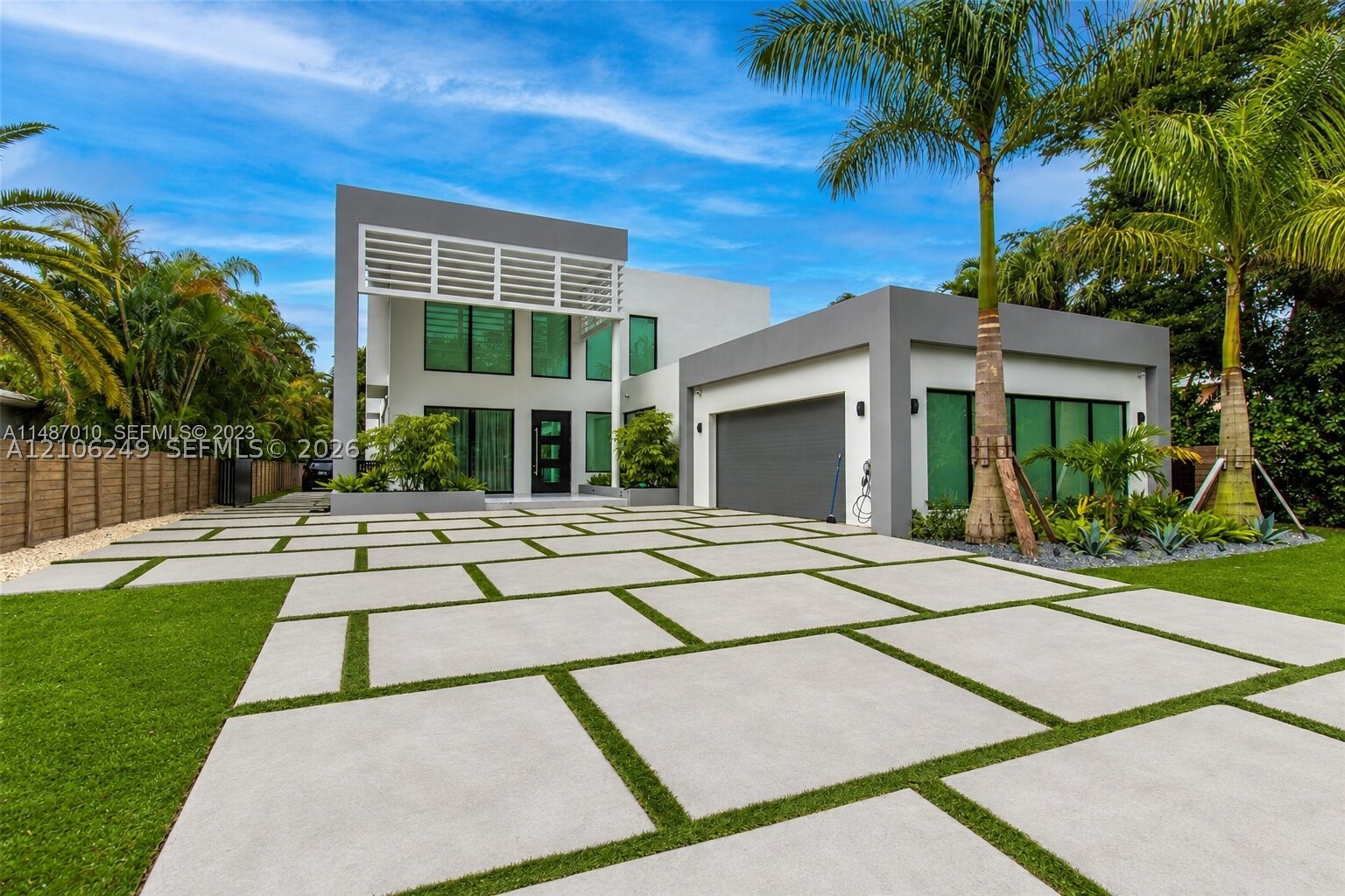 7630 SW 58th Ave South Miami, FL 33143