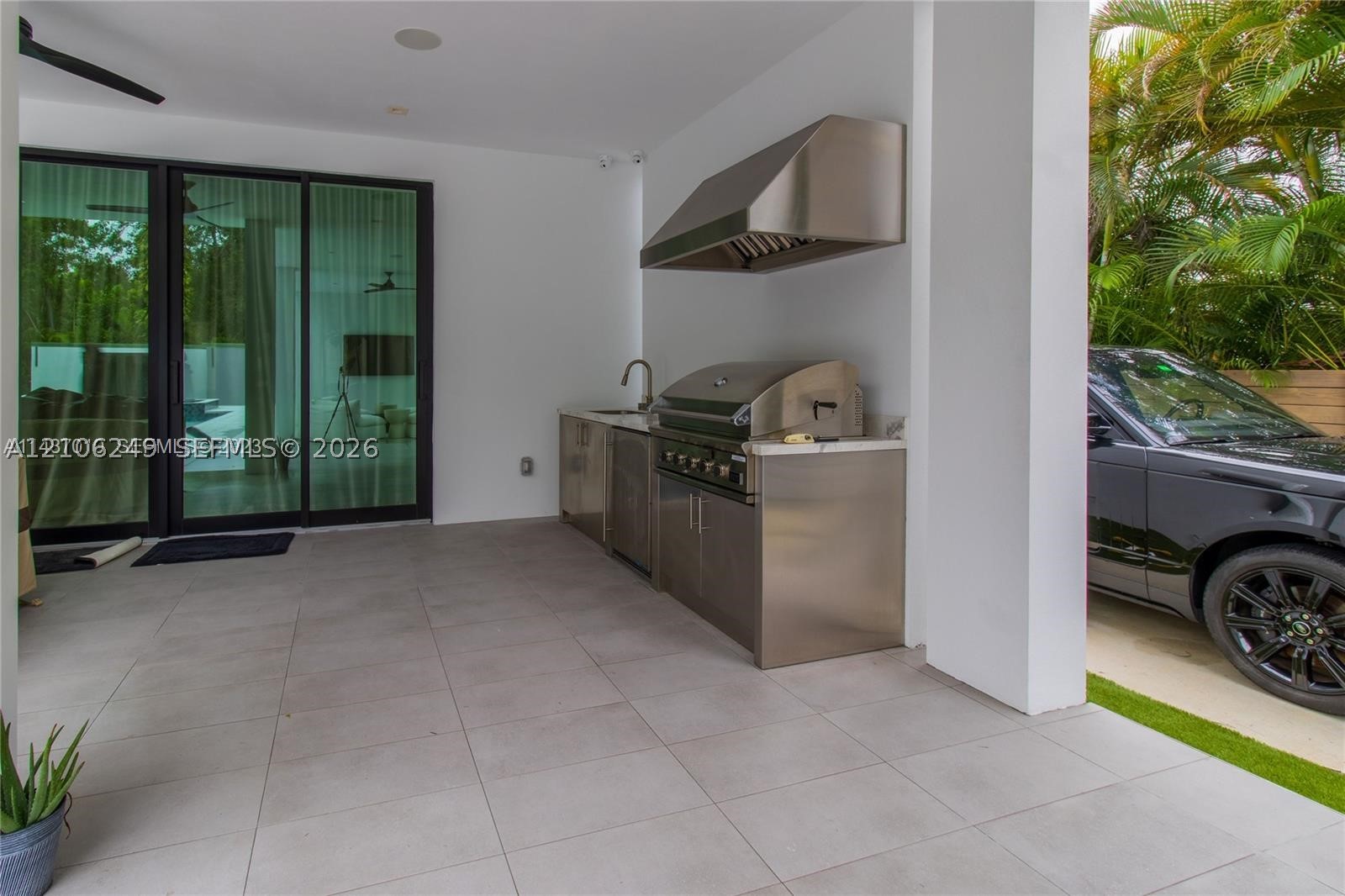 7630 SW 58th Ave South Miami, FL 33143