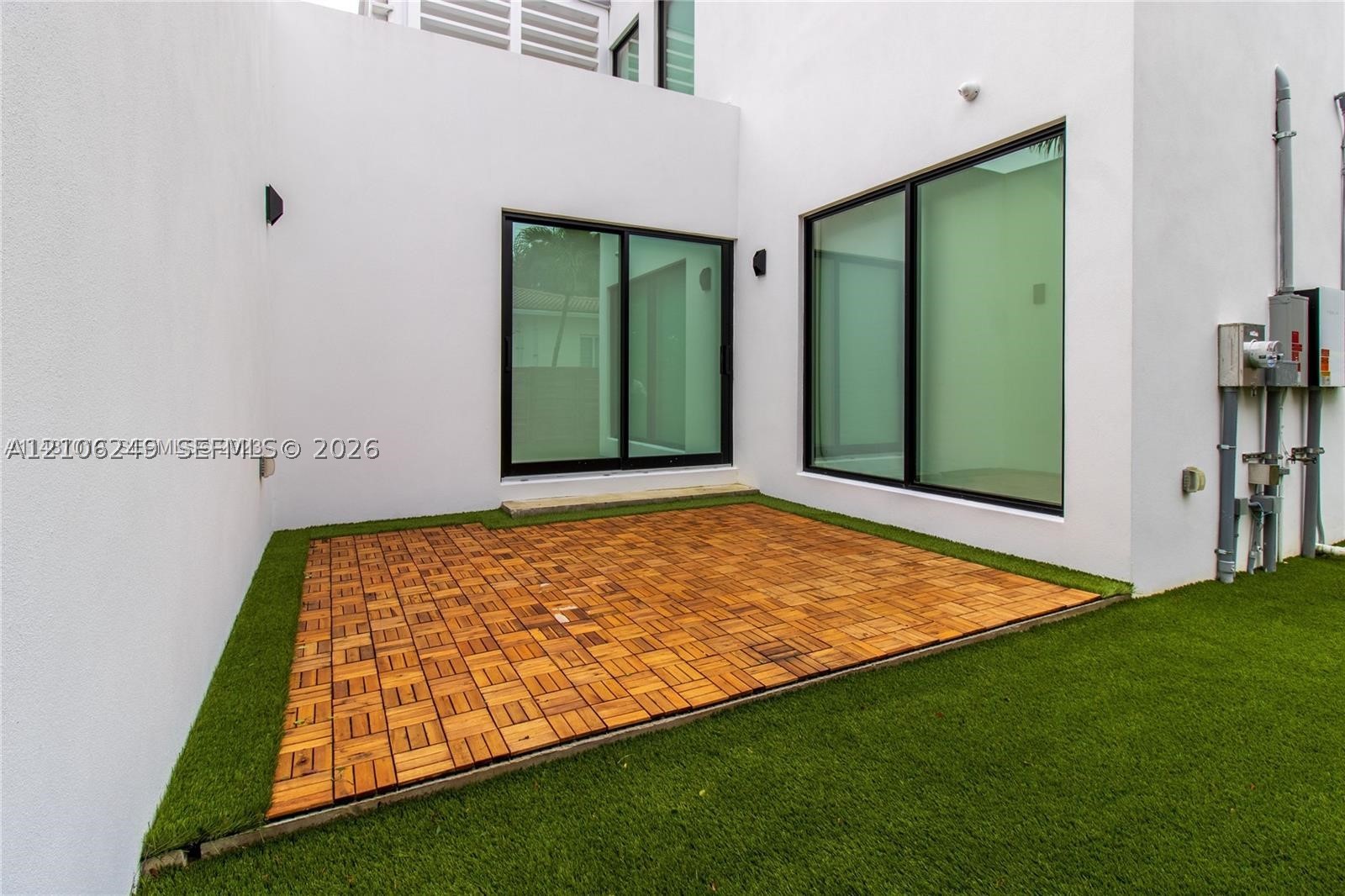 7630 SW 58th Ave South Miami, FL 33143
