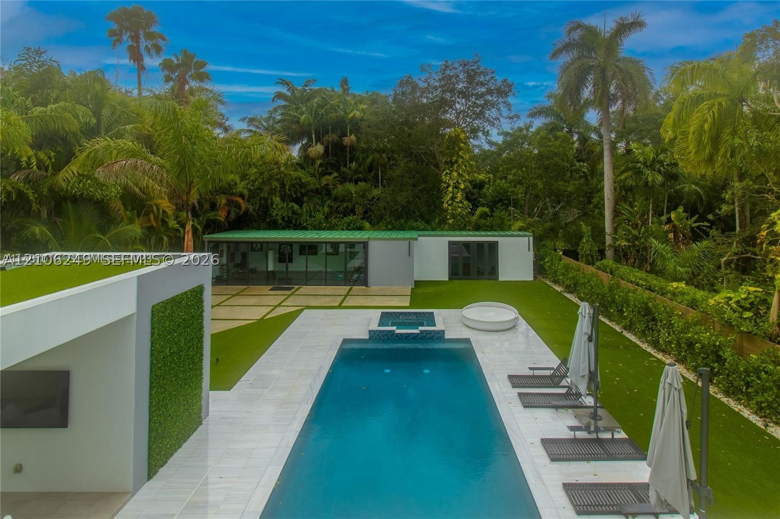 7630 SW 58th Ave South Miami, FL 33143
