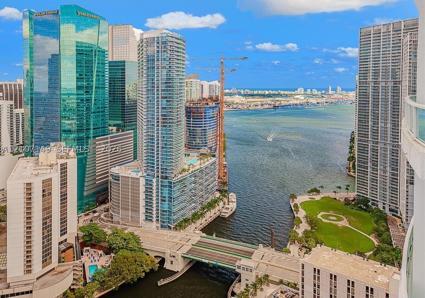 image Brickell on the River South2