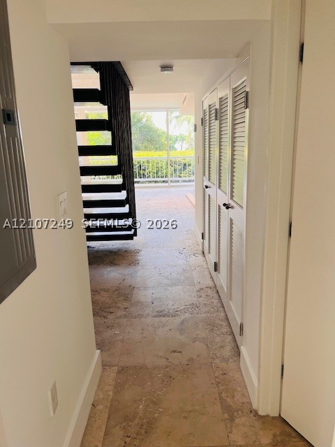 241 Harbor Dr Key Biscayne, FL 33149