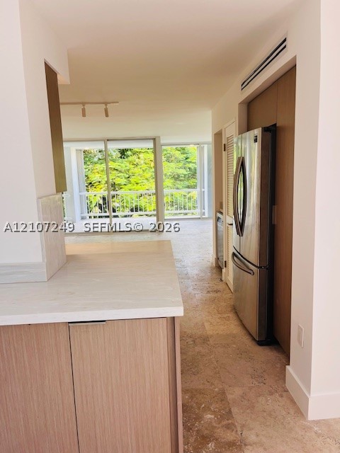 241 Harbor Dr Key Biscayne, FL 33149
