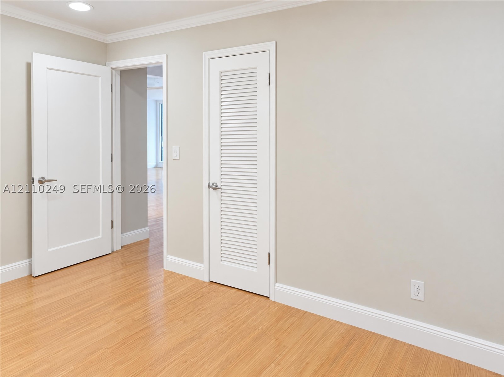 1825 NE 26th Dr Wilton Manors, FL 33306