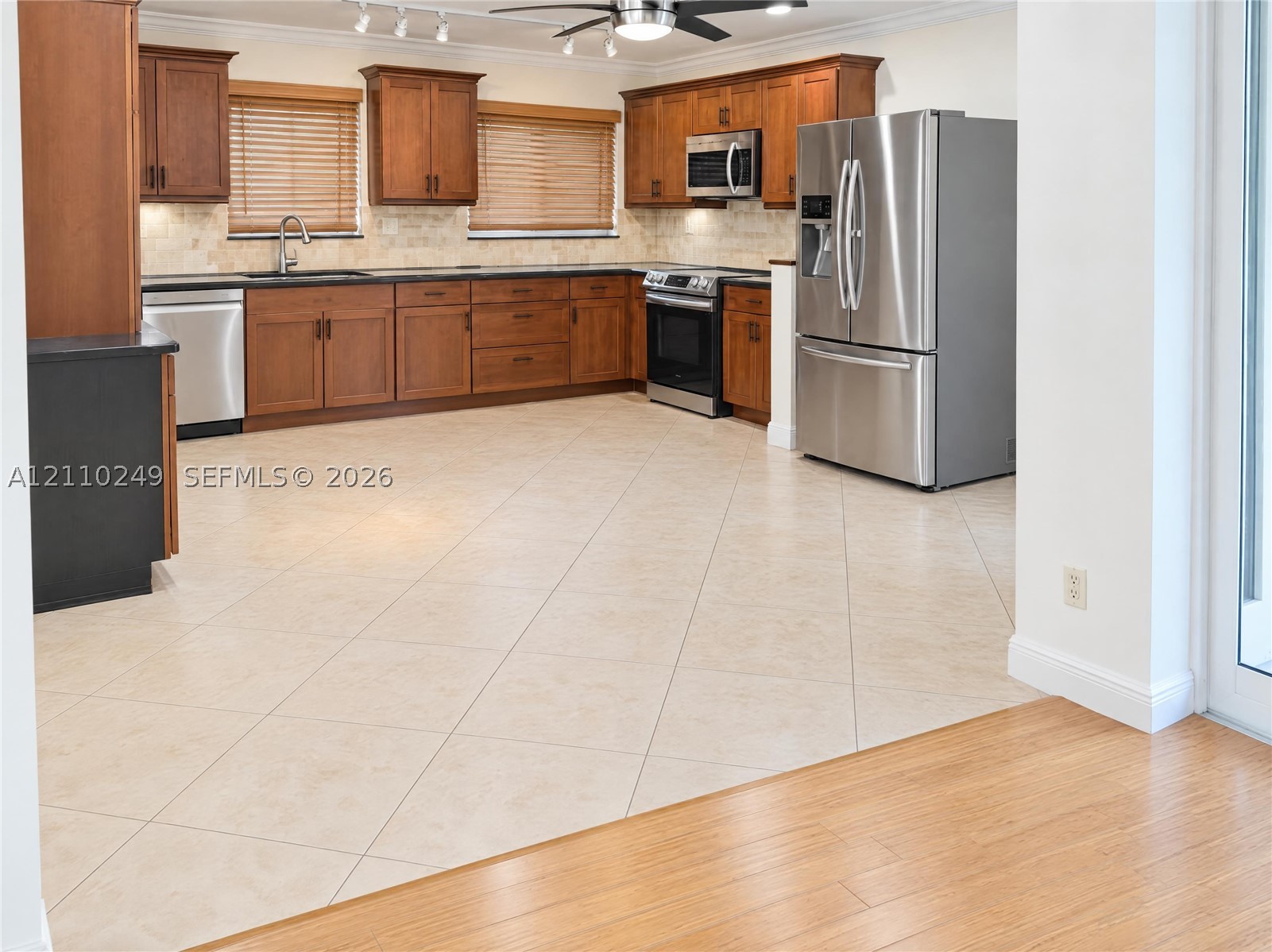 1825 NE 26th Dr Wilton Manors, FL 33306