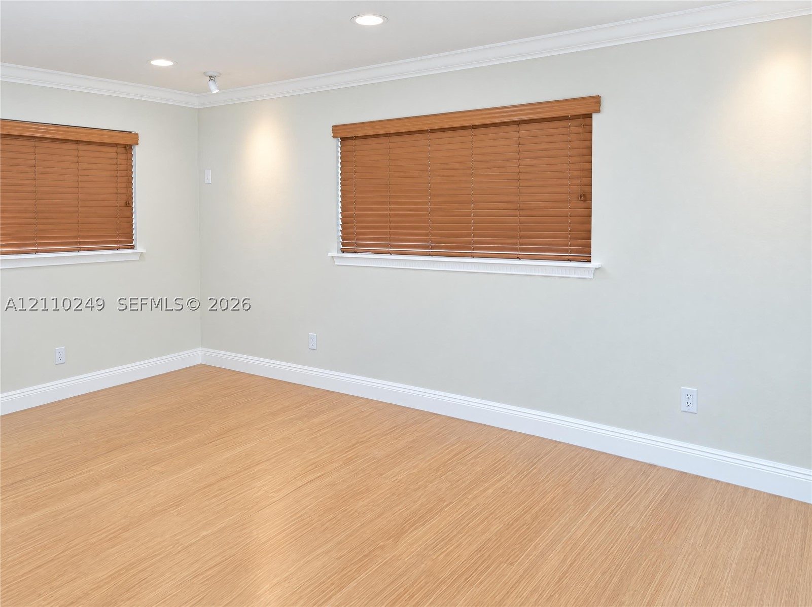 1825 NE 26th Dr Wilton Manors, FL 33306