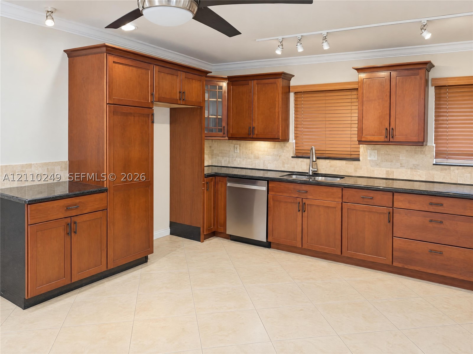 1825 NE 26th Dr Wilton Manors, FL 33306