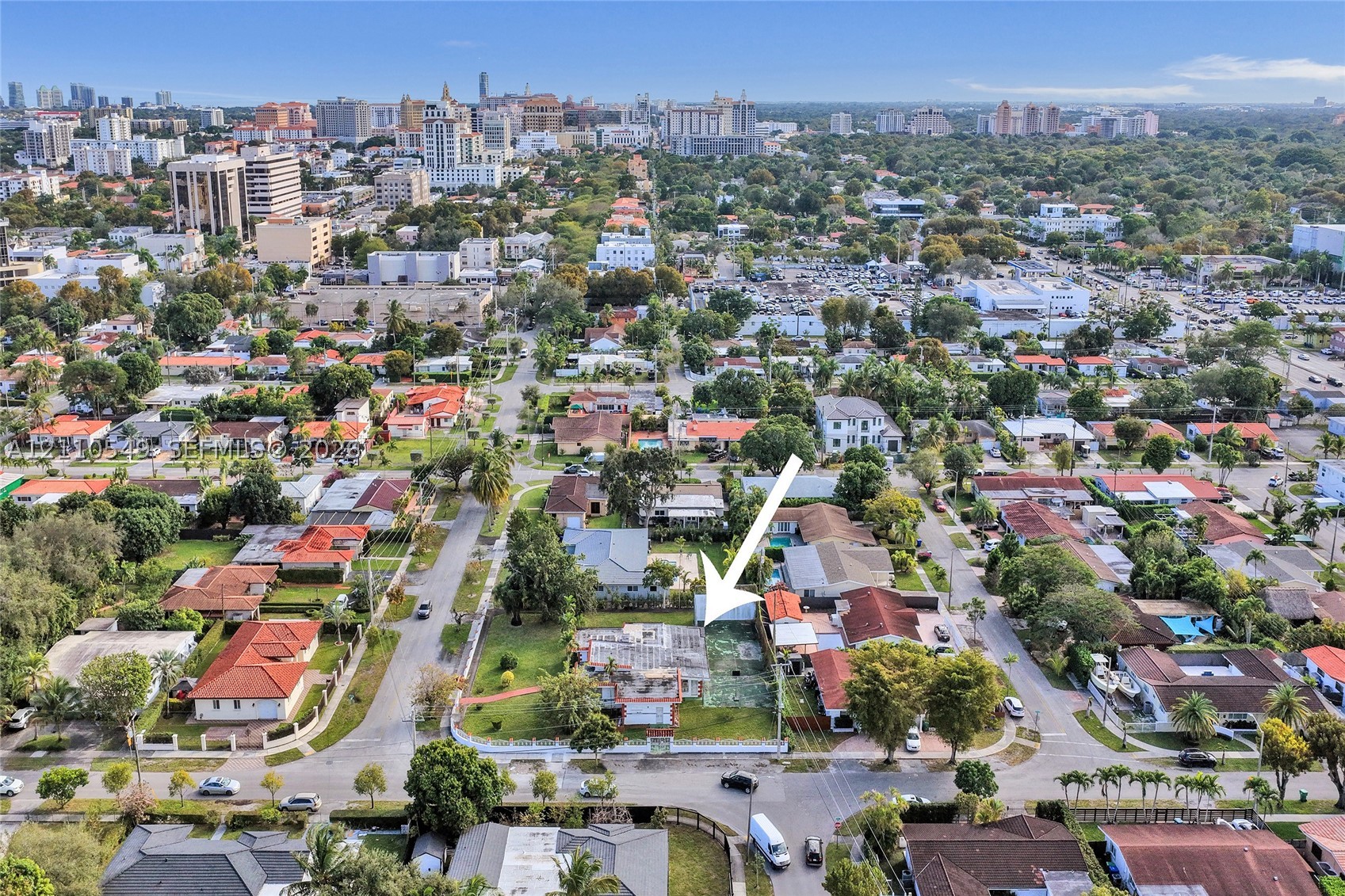 500 SW 39th Ct Miami, FL 33134