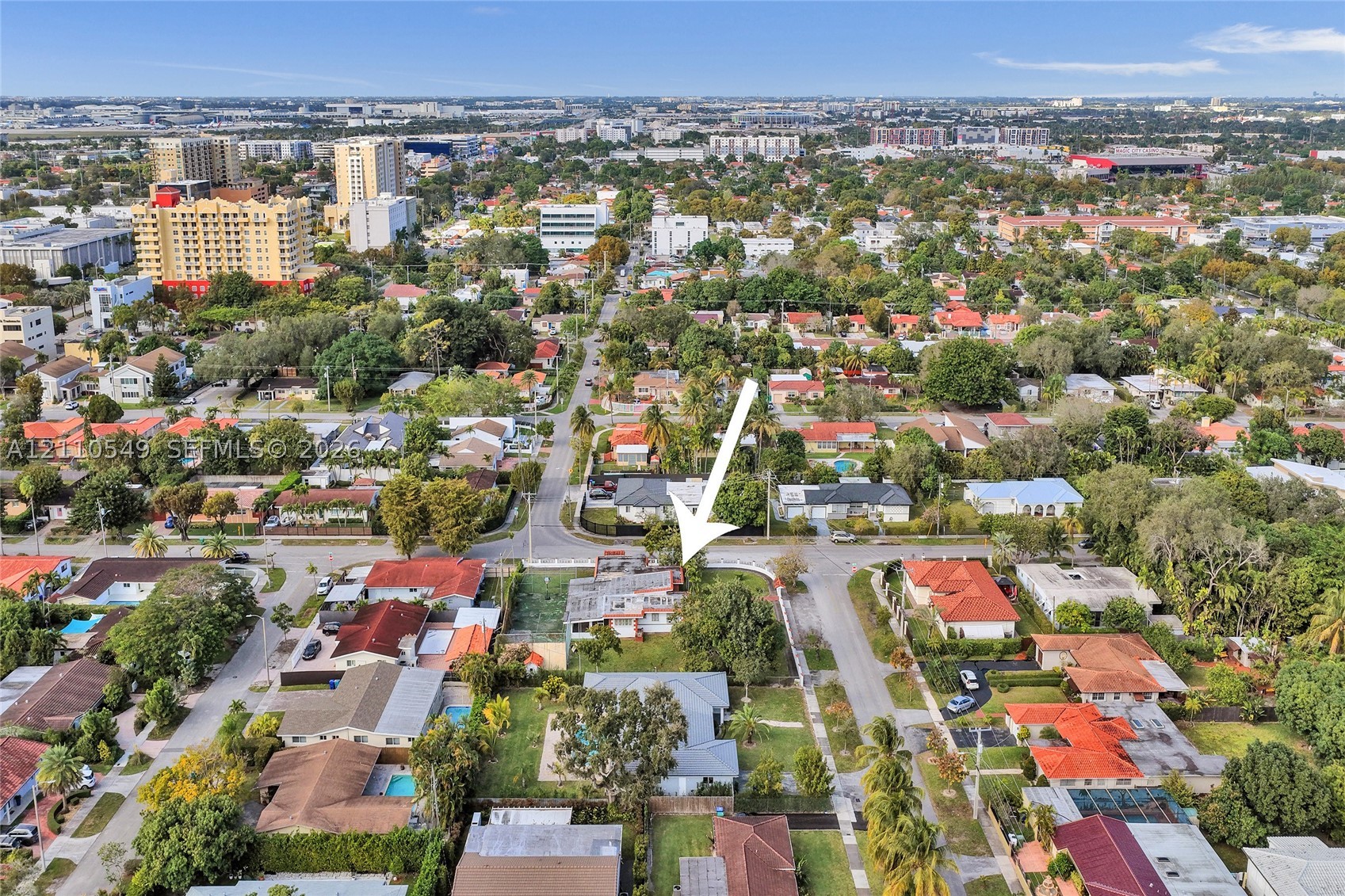500 SW 39th Ct Miami, FL 33134