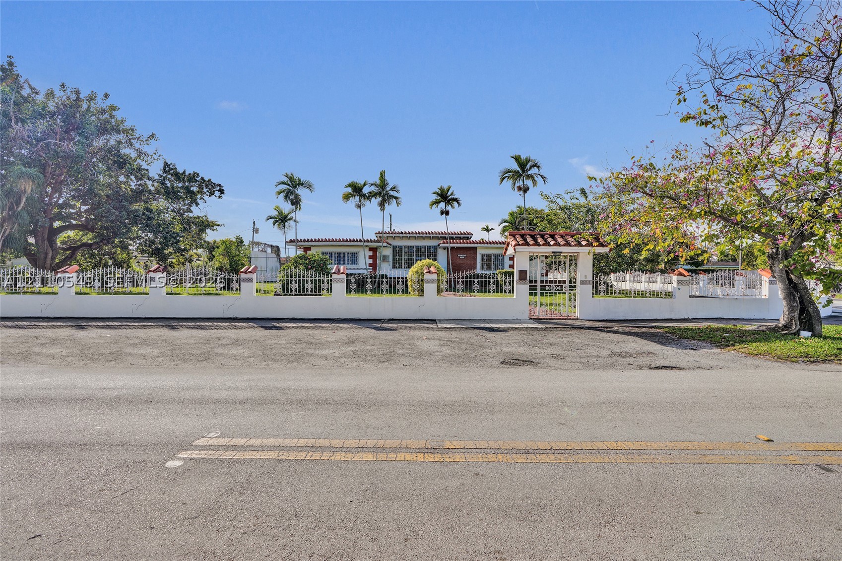 500 SW 39th Ct Miami, FL 33134