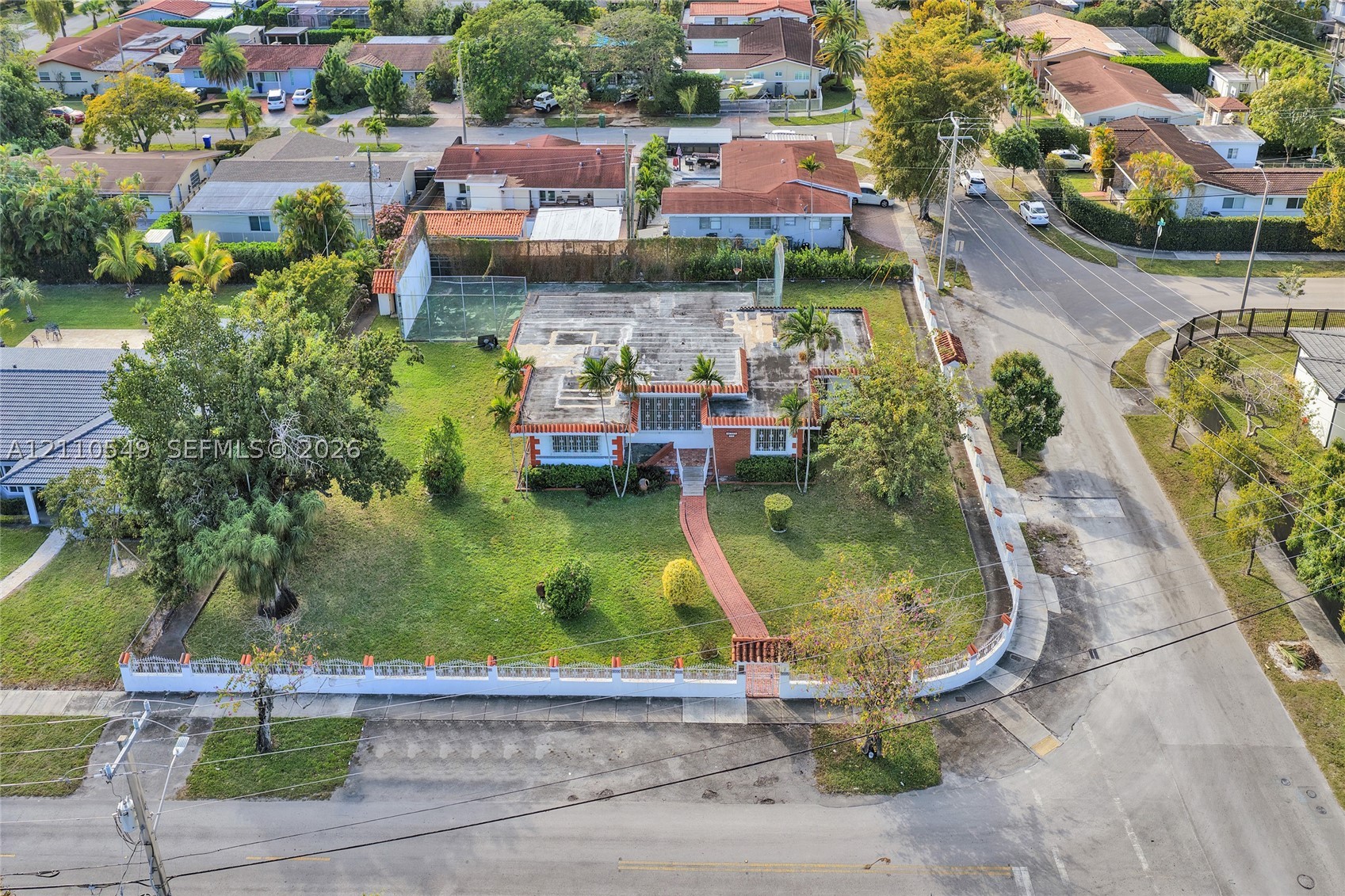 500 SW 39th Ct Miami, FL 33134