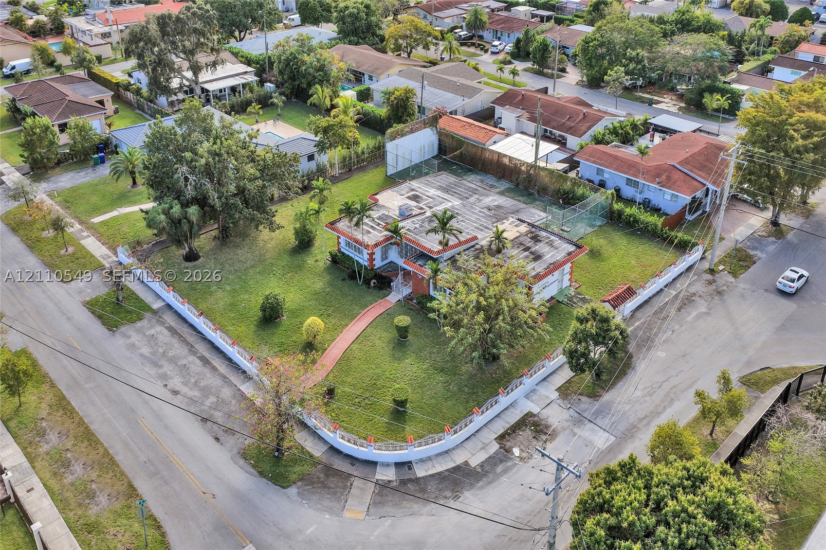 500 SW 39th Ct Miami, FL 33134