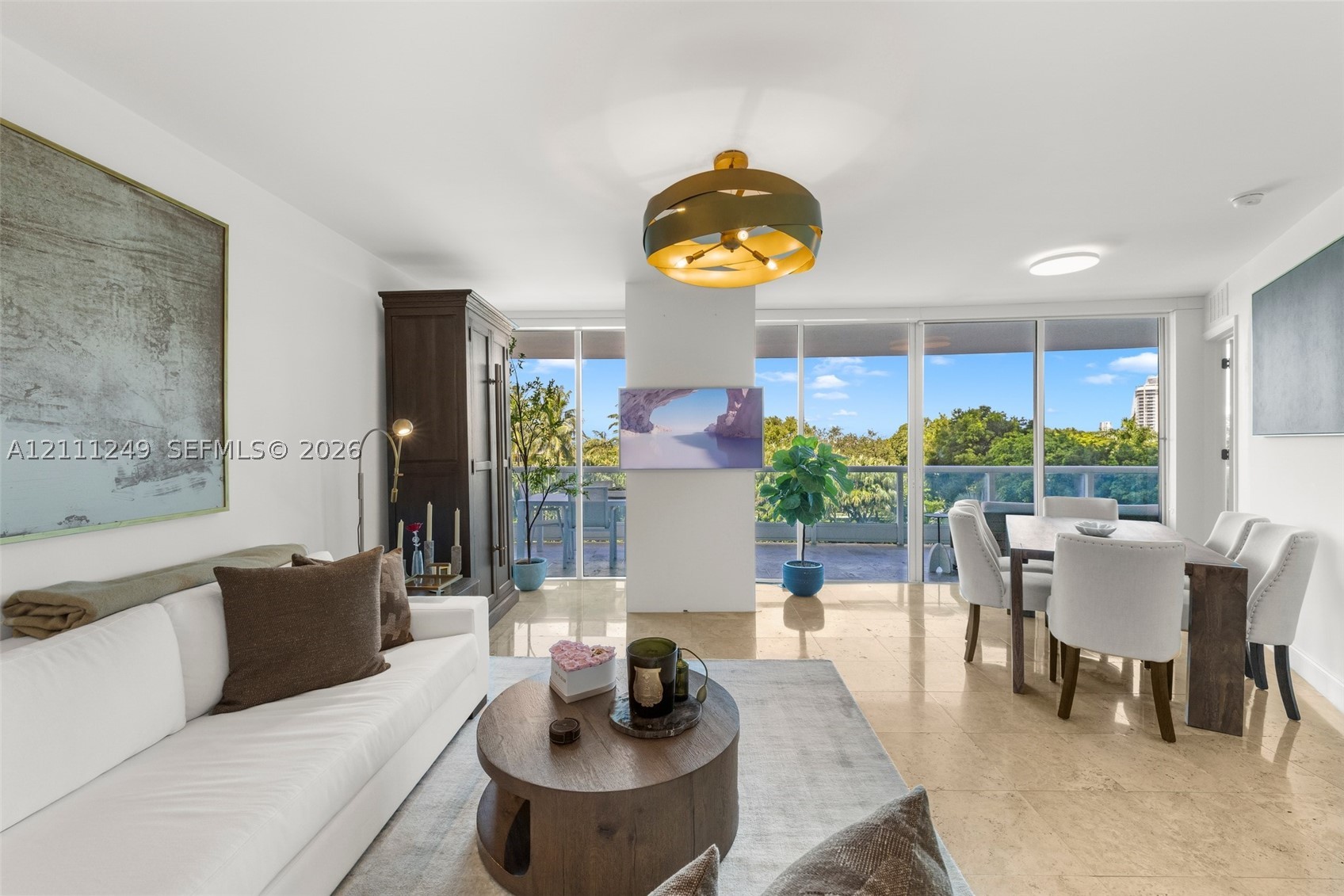 2127 Brickell Ave #706