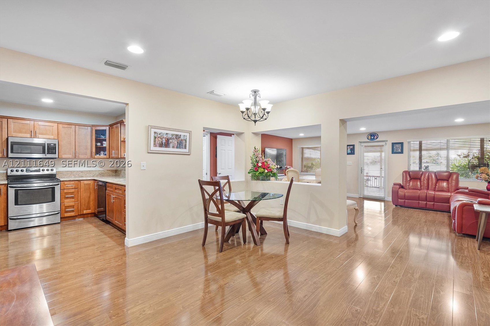 7120 W 17th Ct Hialeah, FL 33014