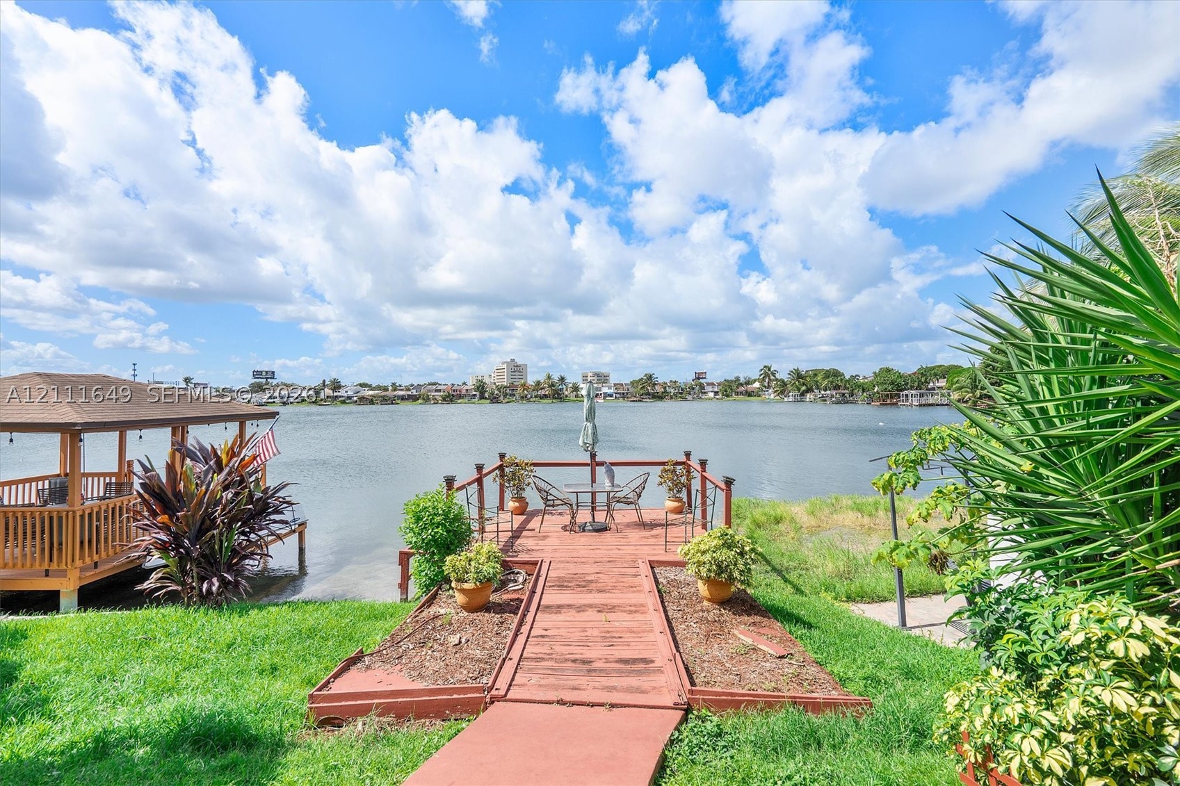 7120 W 17th Ct Hialeah, FL 33014