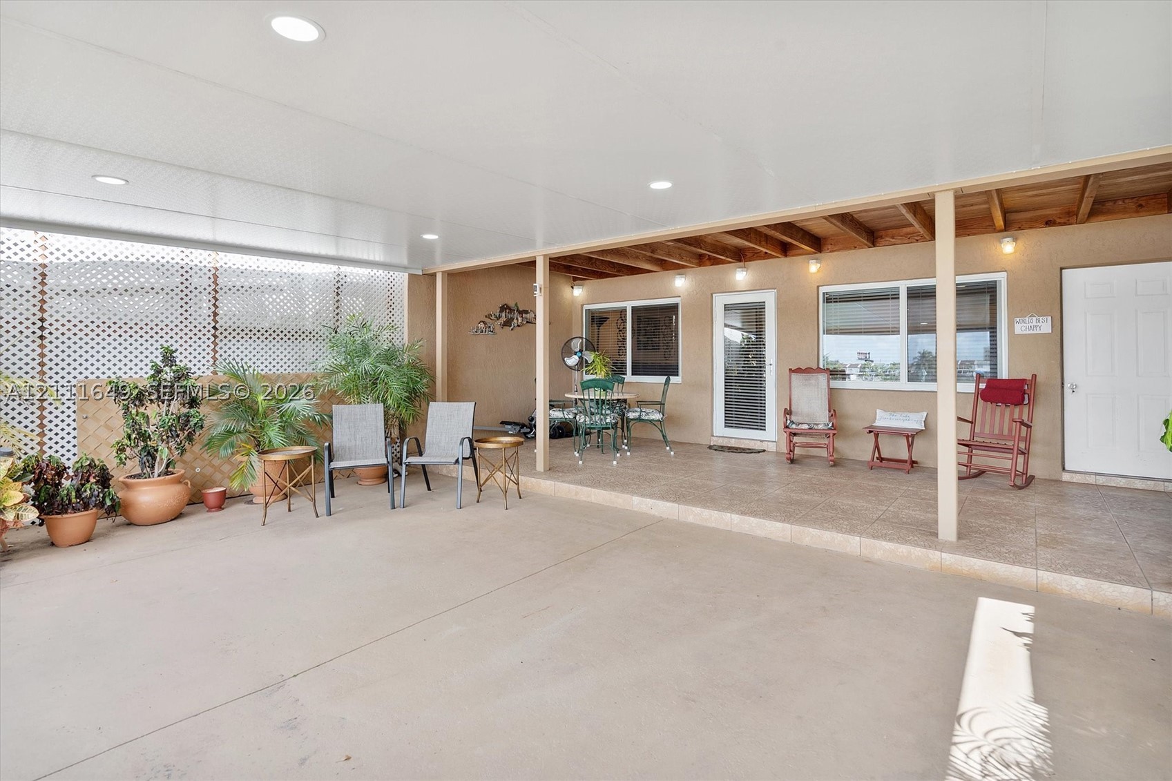 7120 W 17th Ct Hialeah, FL 33014