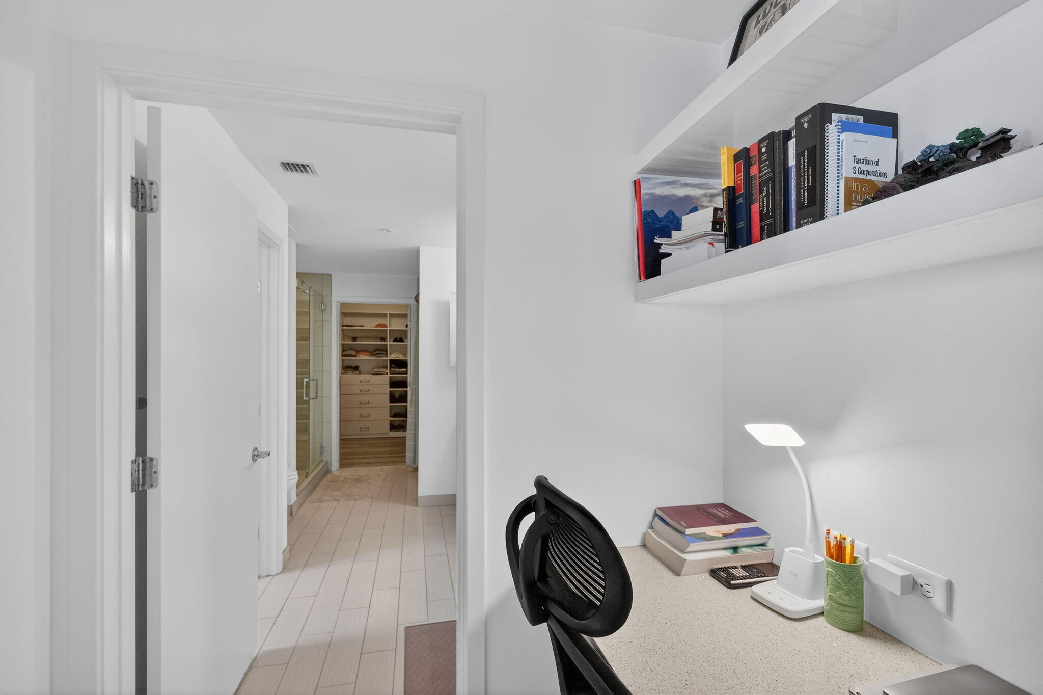 999 SW 1st #2615 Miami, FL 33130