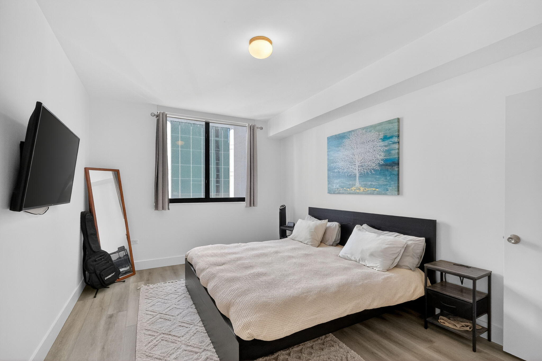 999 SW 1st #2615 Miami, FL 33130