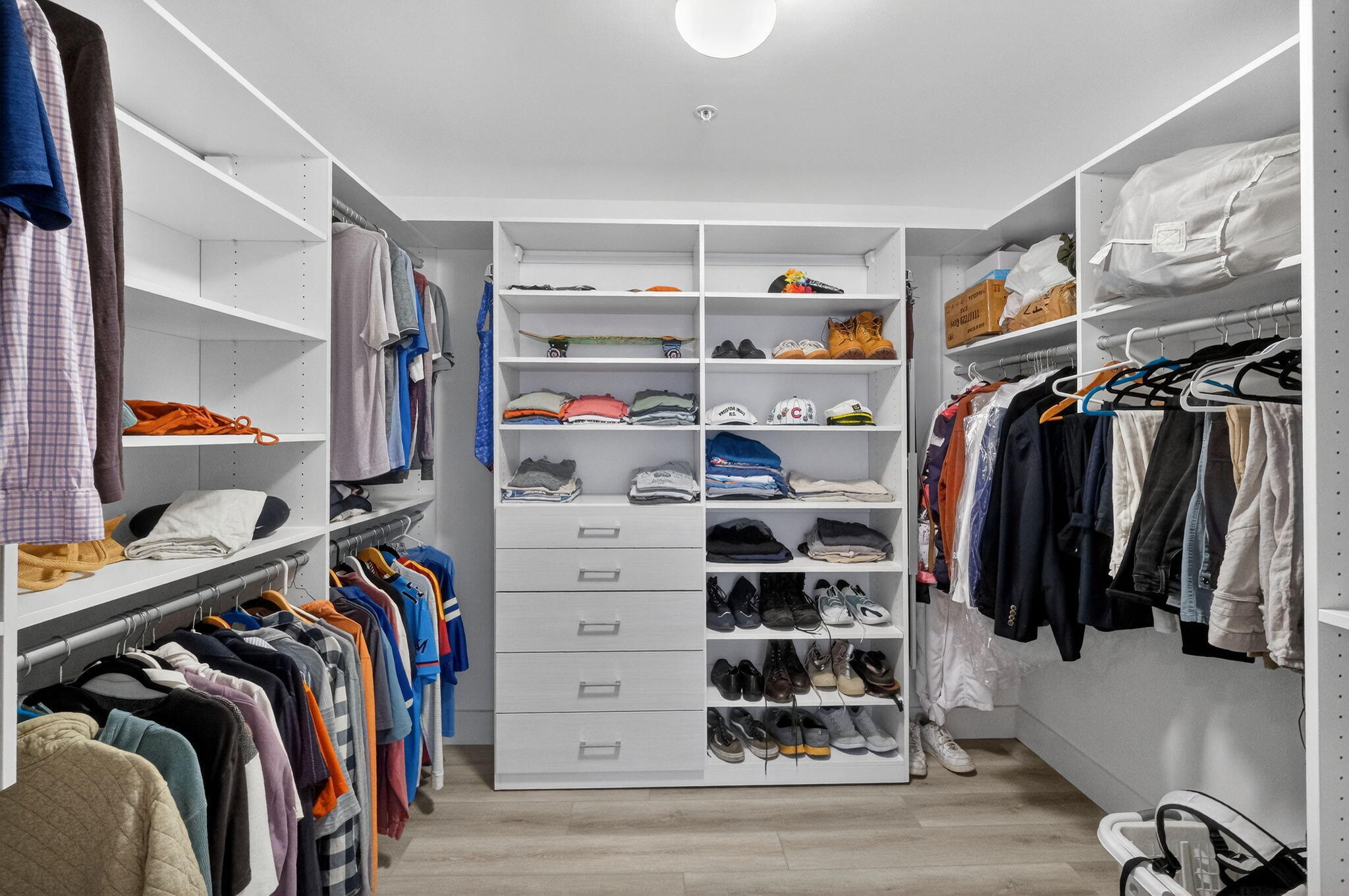 999 SW 1st #2615 Miami, FL 33130