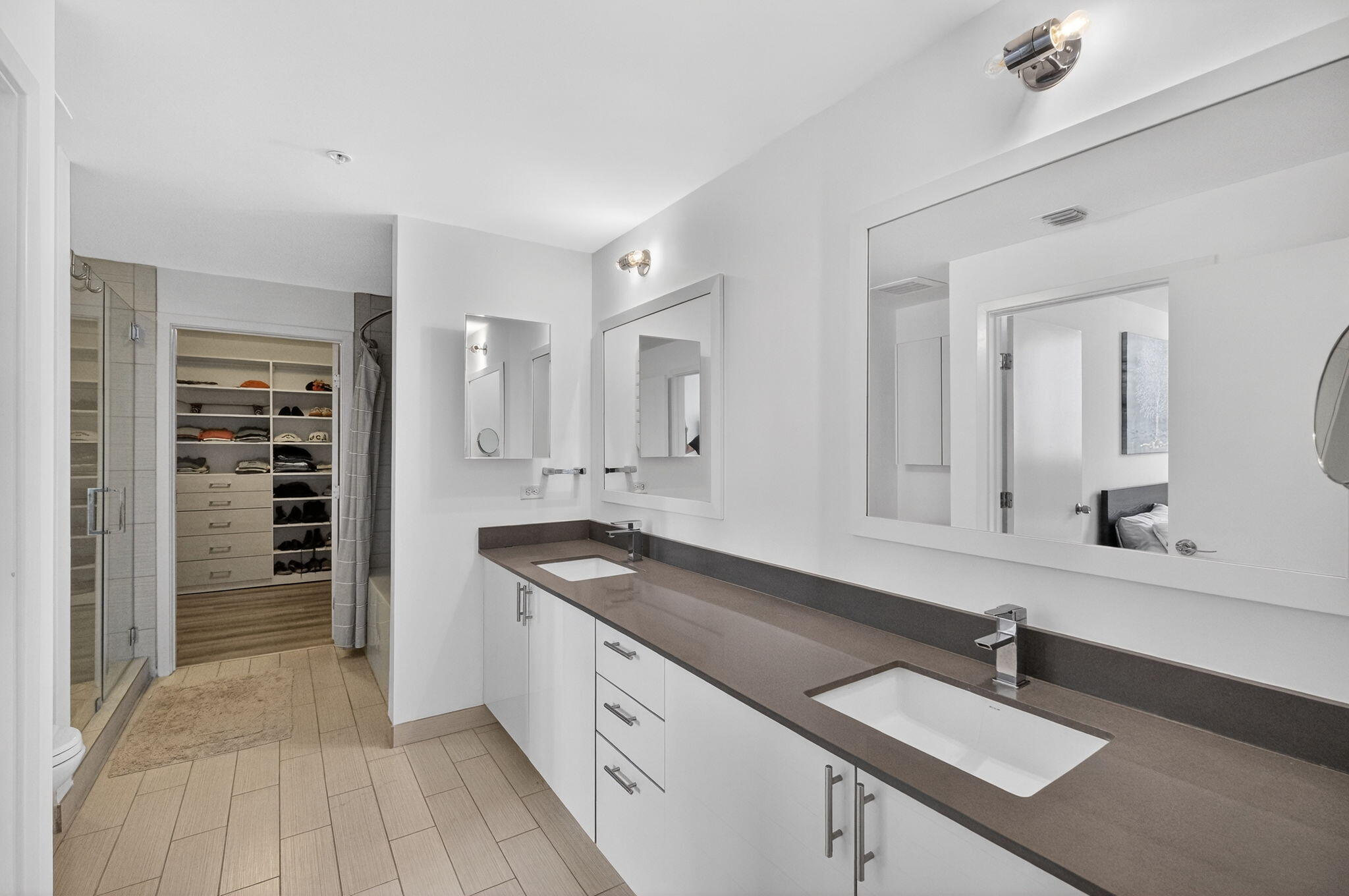 999 SW 1st #2615 Miami, FL 33130