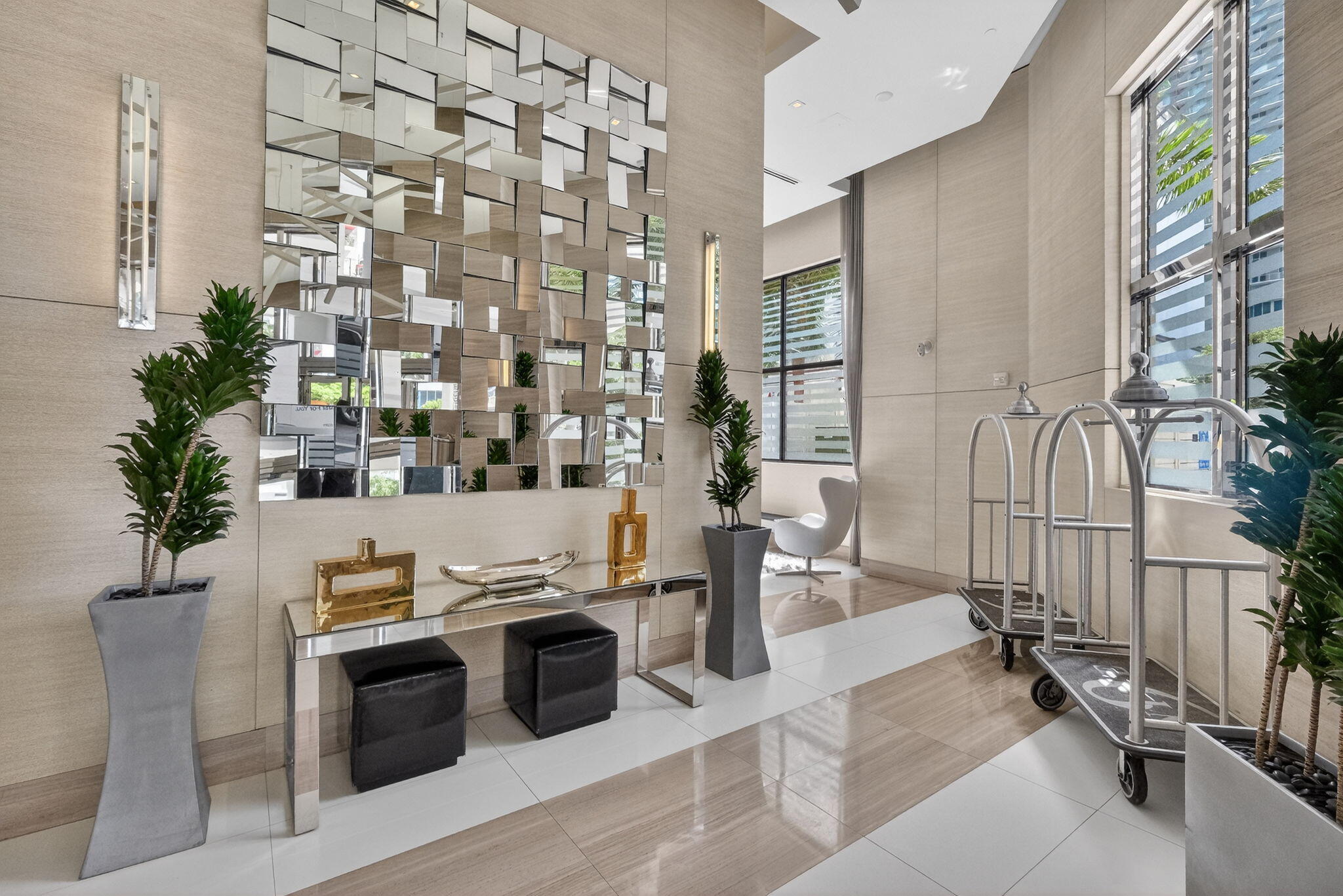 999 SW 1st #2615 Miami, FL 33130