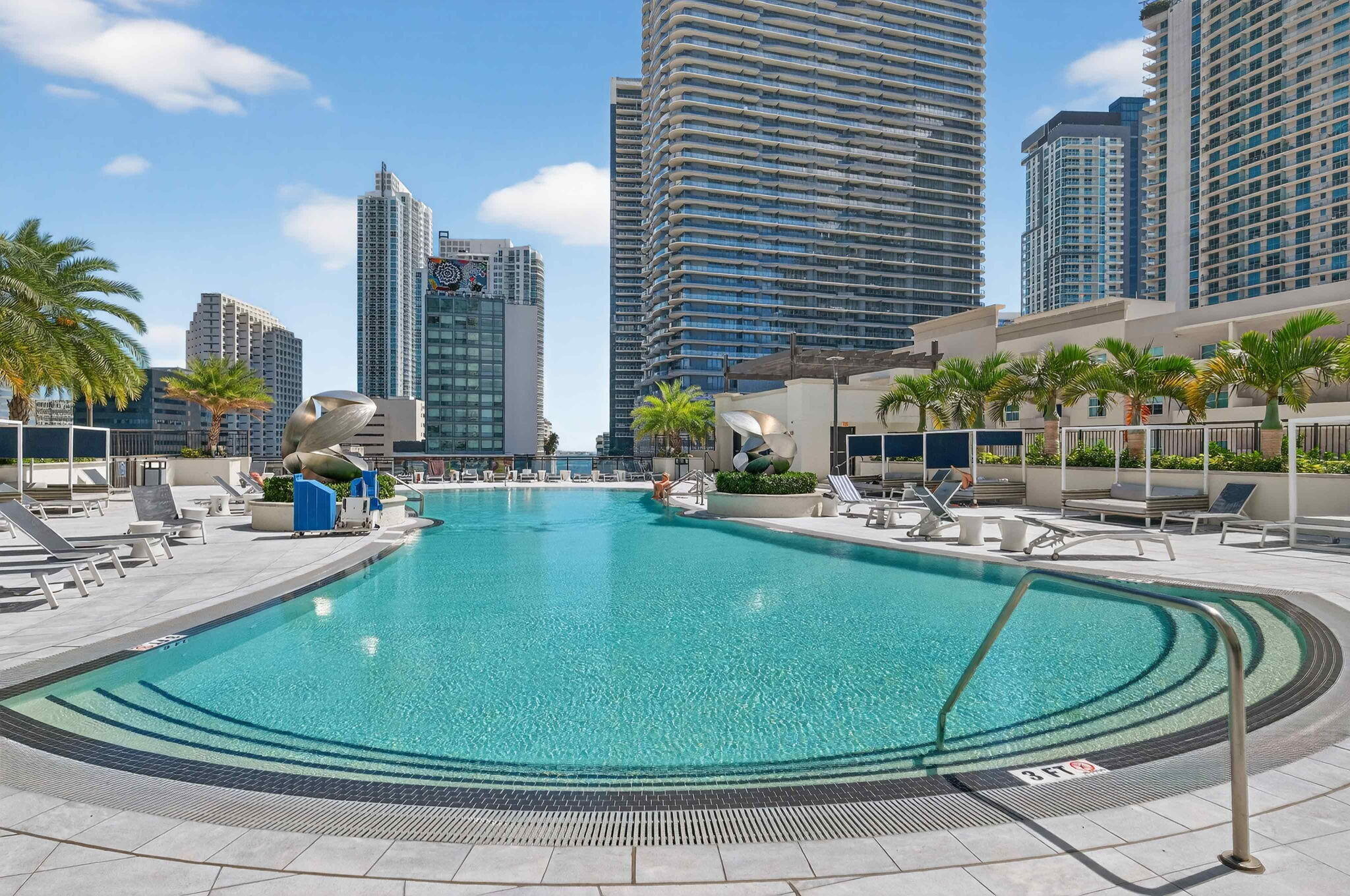 999 SW 1st #2615 Miami, FL 33130