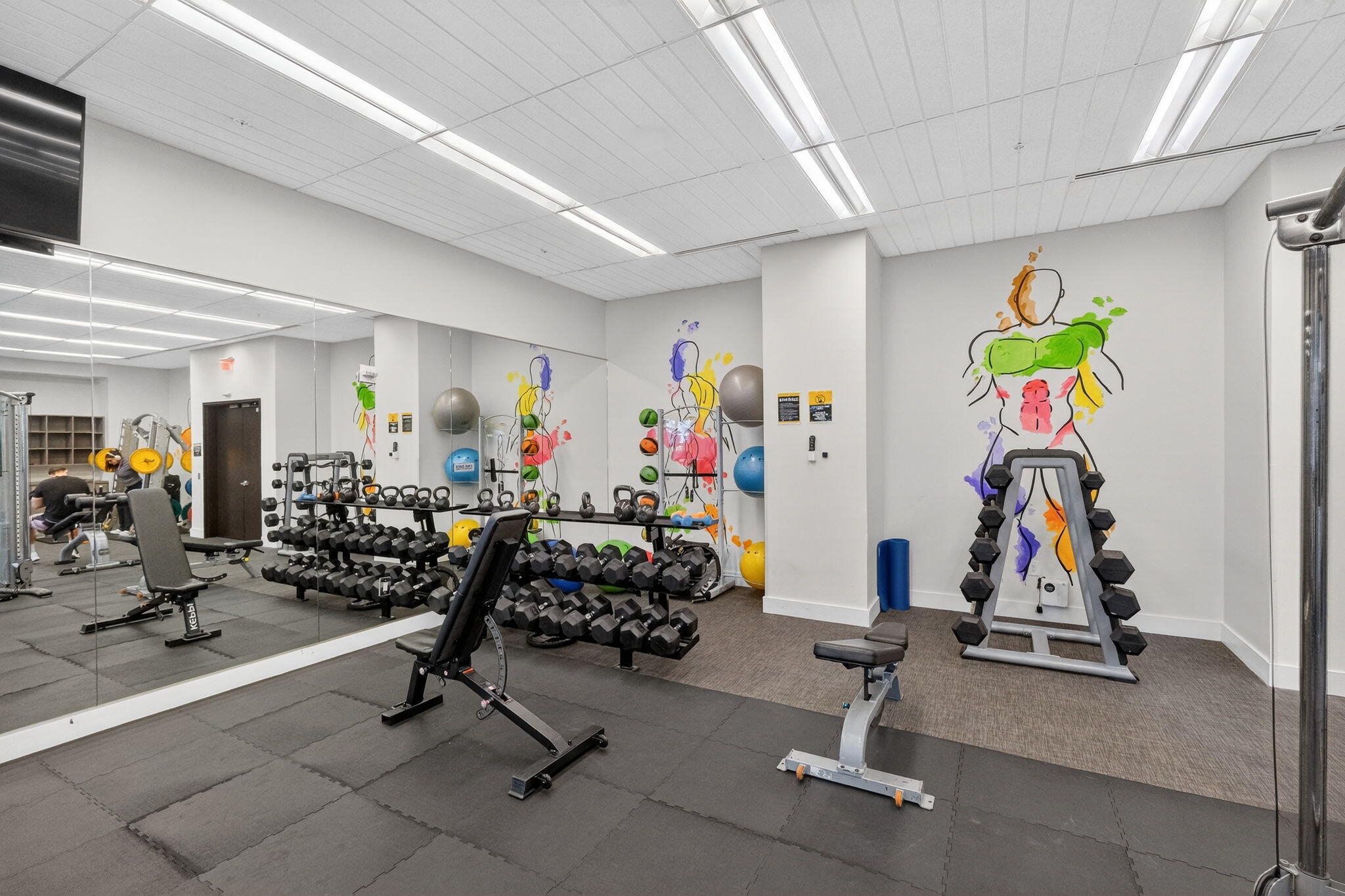 999 SW 1st #2615 Miami, FL 33130