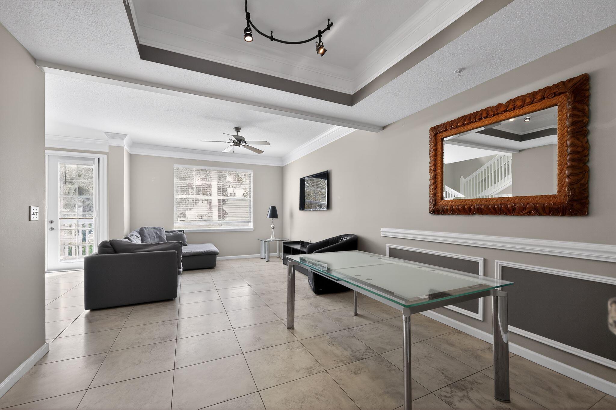 156 Aragon #103 Jupiter, FL 33458