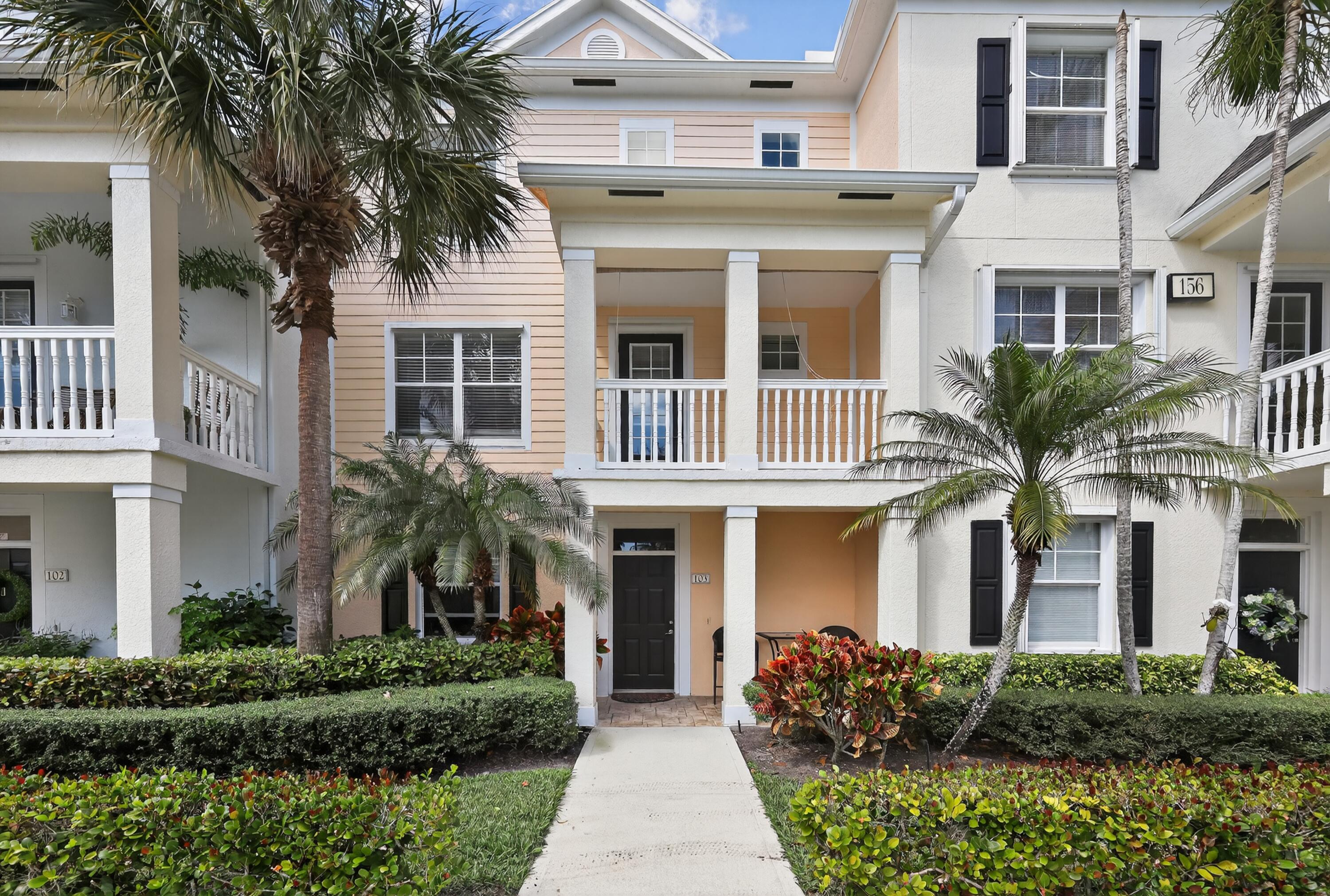 156 Aragon #103 Jupiter, FL 33458