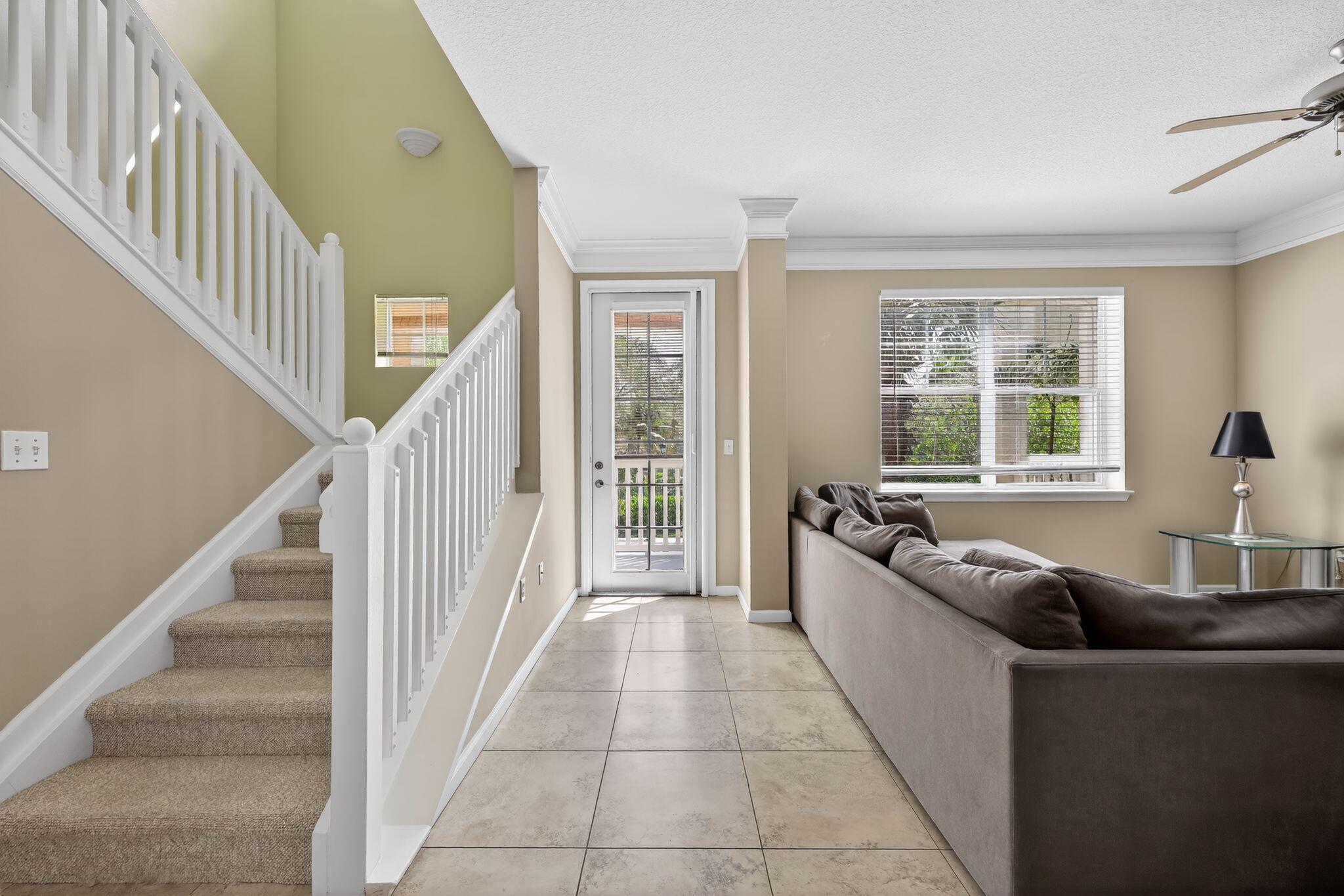 156 Aragon #103 Jupiter, FL 33458